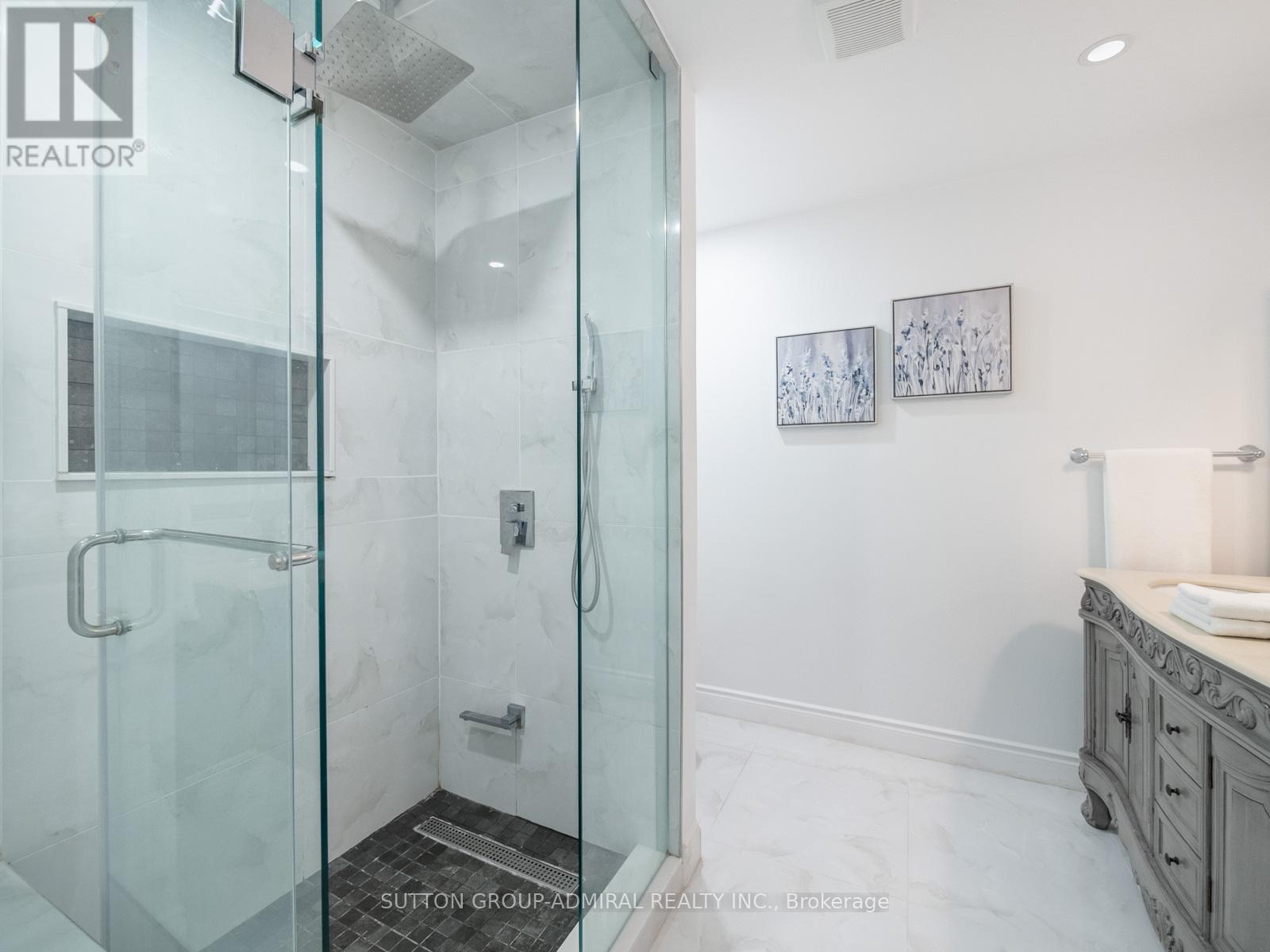 40 Brookmill Drive, Vaughan, Ontario  L4J 6K5 - Photo 32 - N12454382