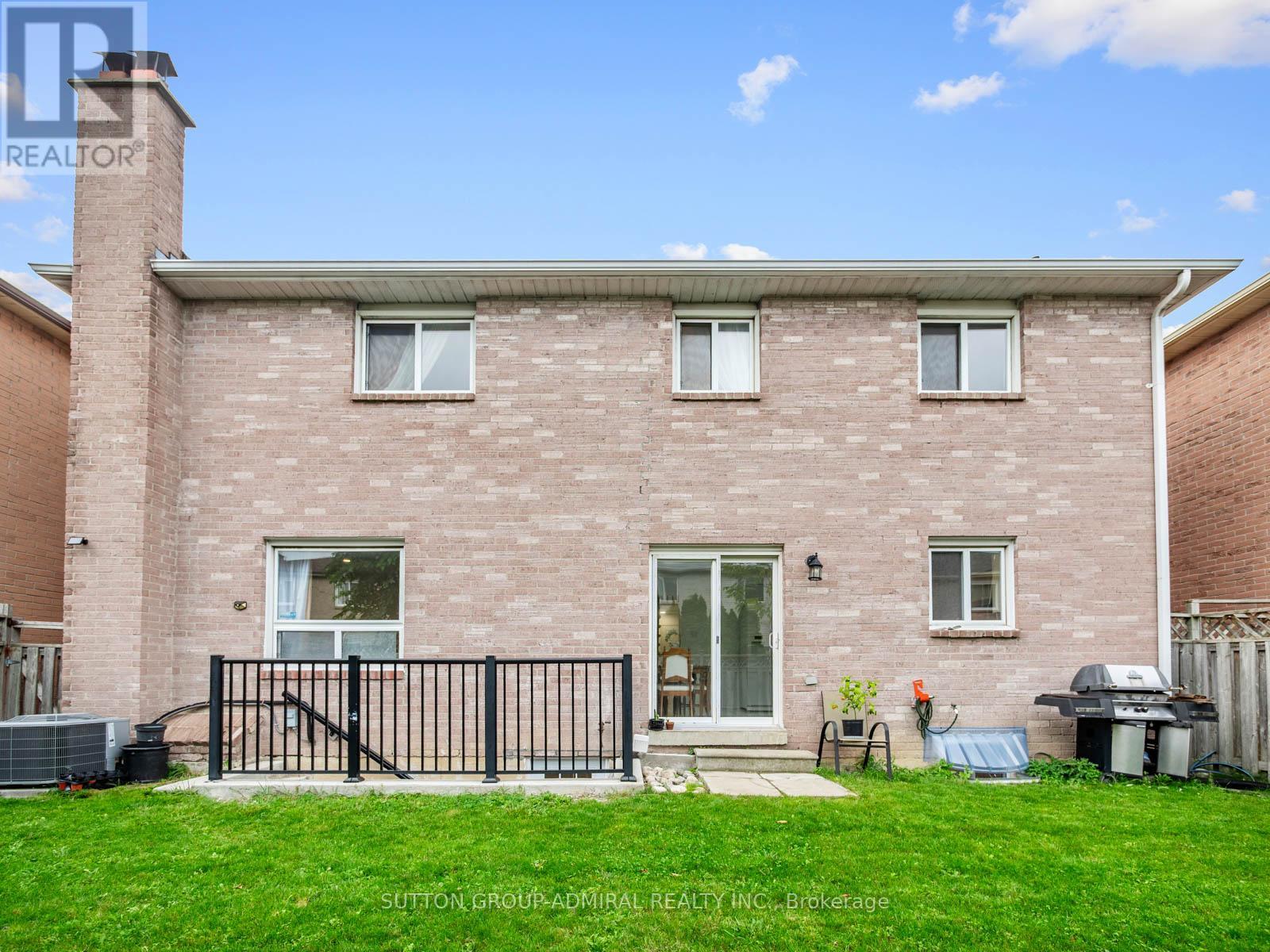 40 Brookmill Drive, Vaughan, Ontario  L4J 6K5 - Photo 44 - N12454382