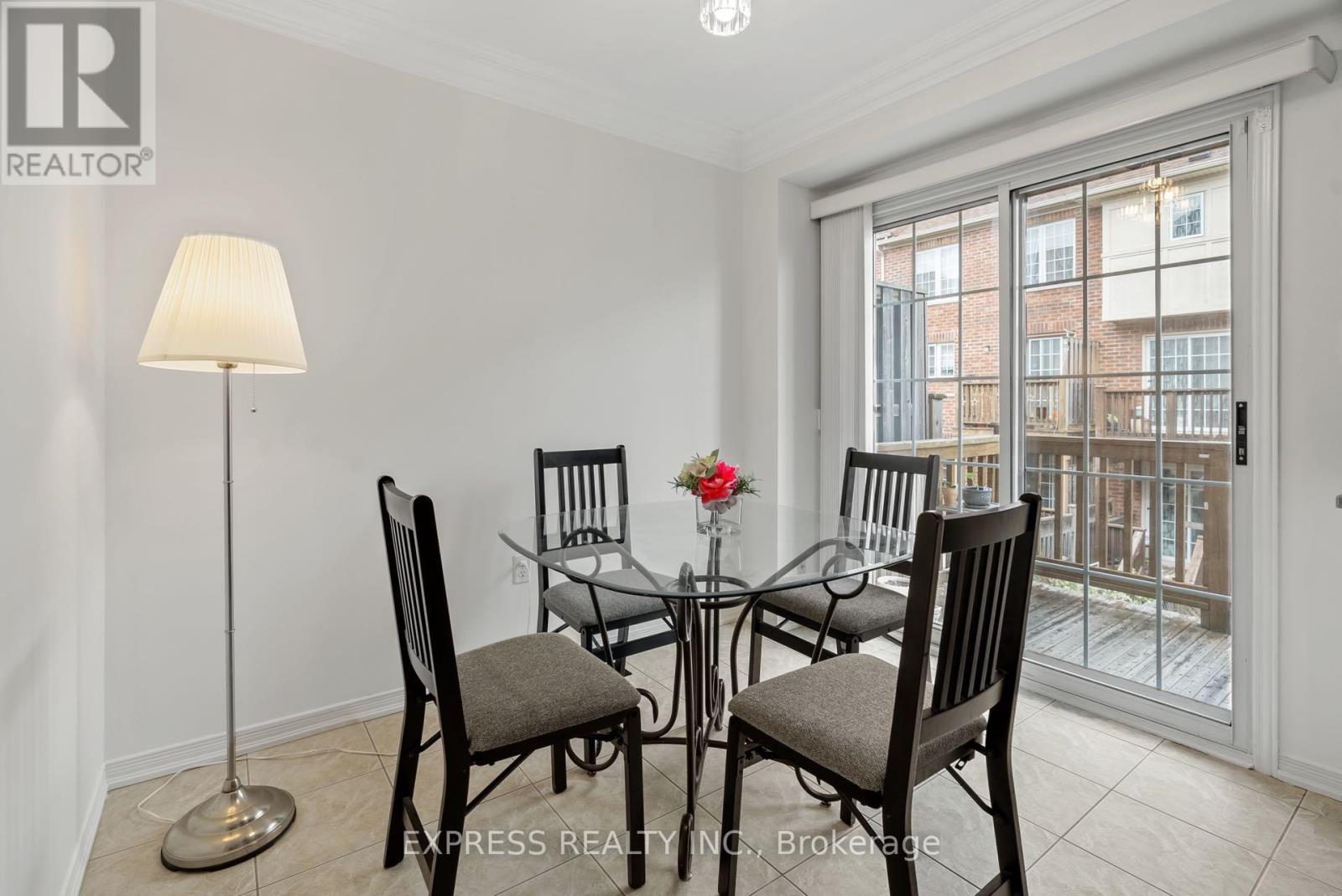 104 Prince Charles Way, Markham, Ontario  L6C 0B5 - Photo 14 - N12454412
