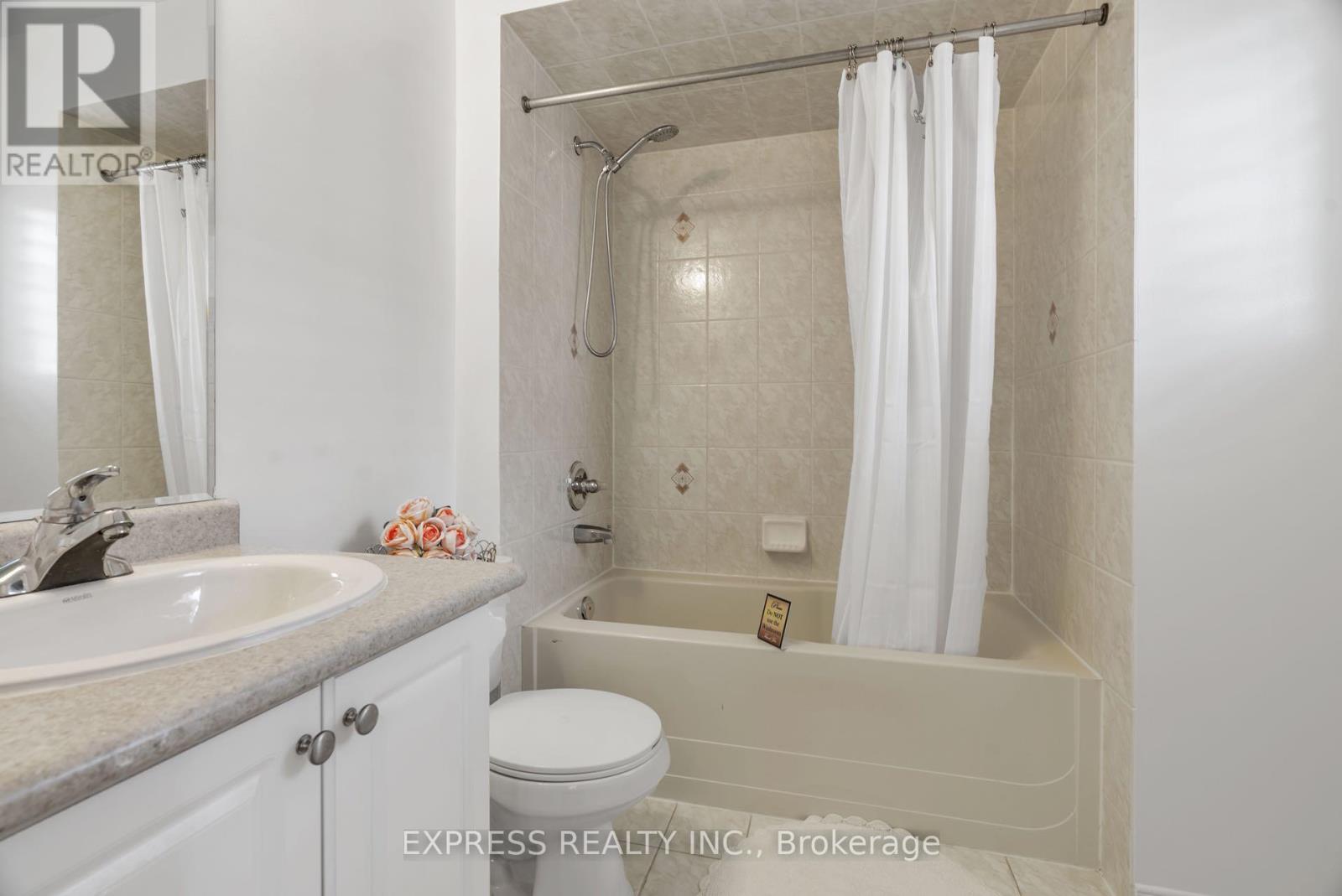 104 Prince Charles Way, Markham, Ontario  L6C 0B5 - Photo 17 - N12454412