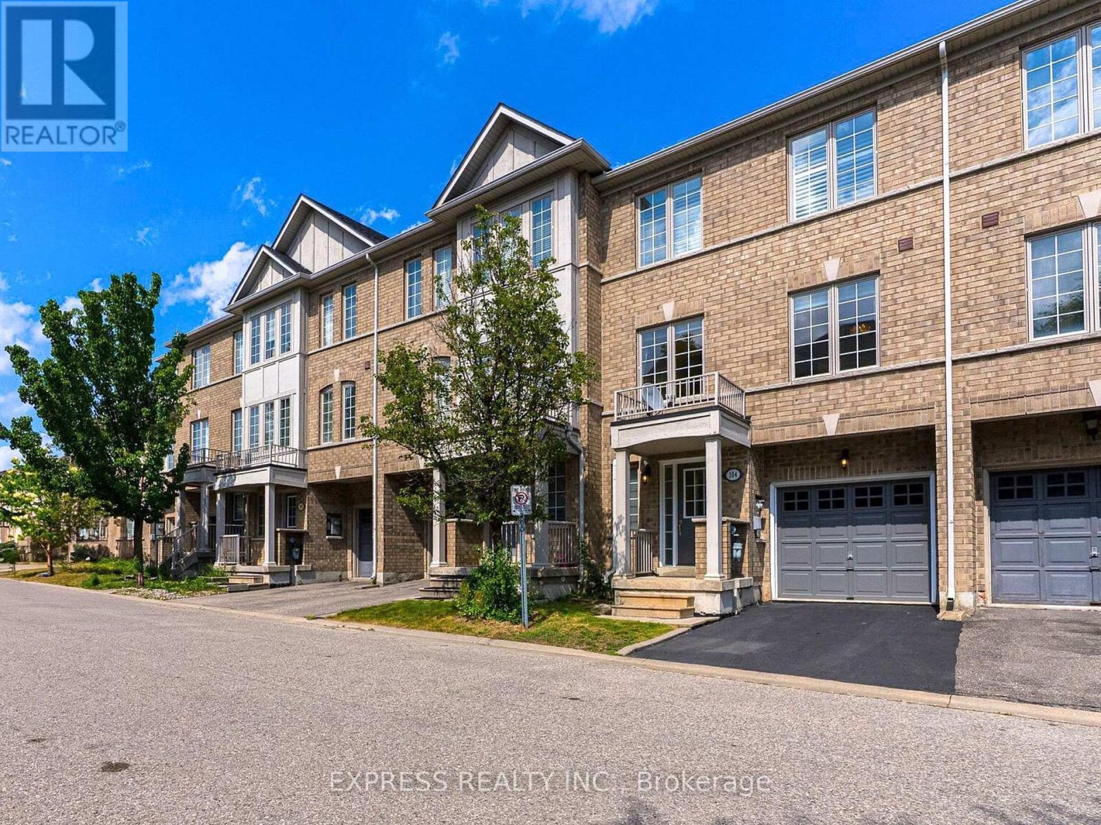 104 Prince Charles Way, Markham, Ontario  L6C 0B5 - Photo 2 - N12454412