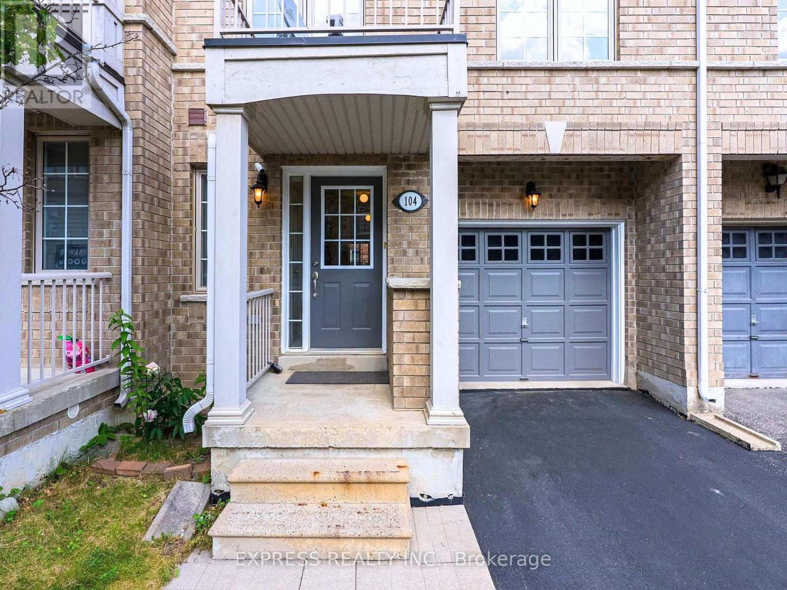 104 Prince Charles Way, Markham, Ontario  L6C 0B5 - Photo 4 - N12454412