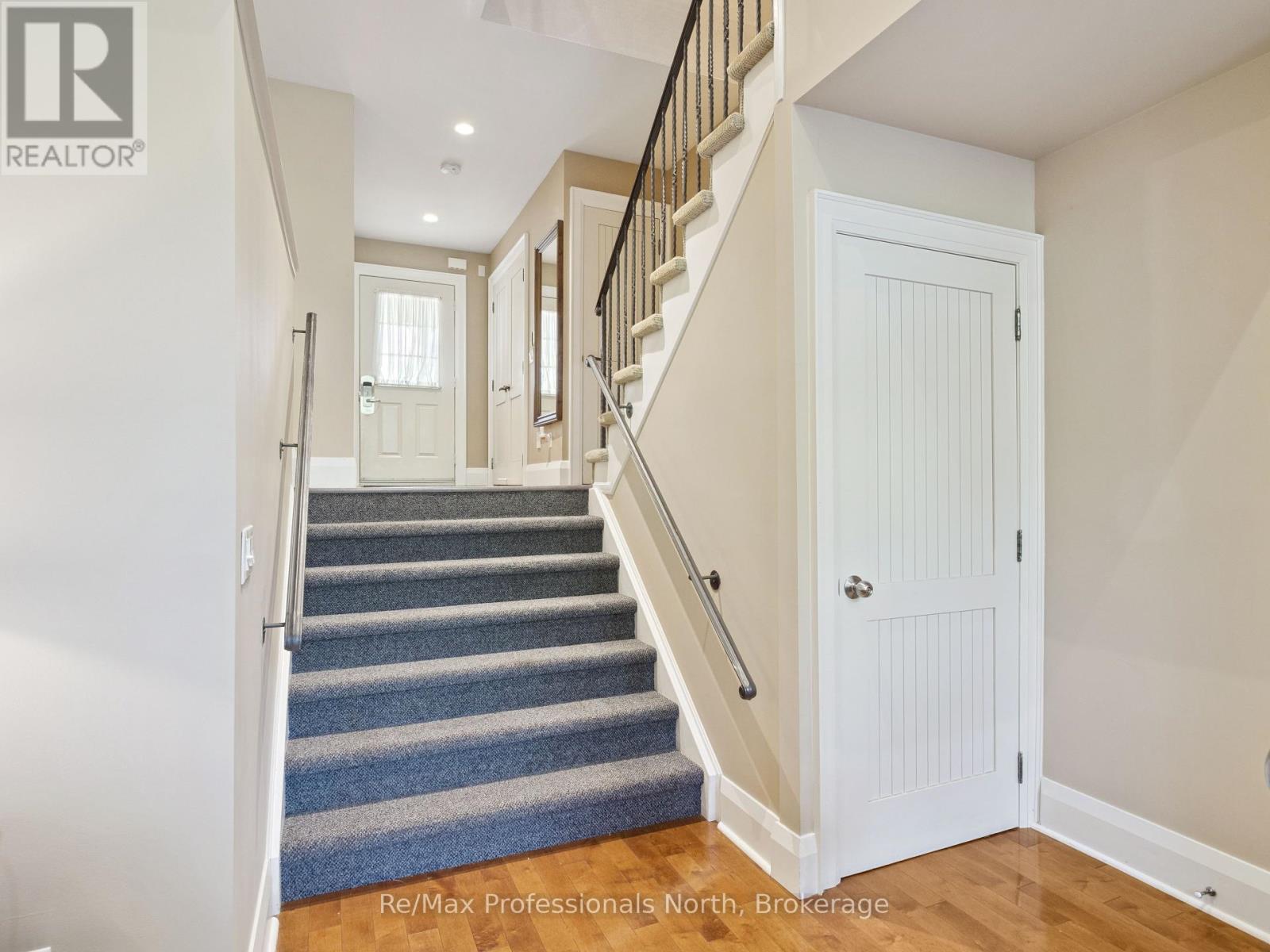 41r - 1209 Muskoka Beach Road, Gravenhurst, Ontario  P1P 1R1 - Photo 12 - X12454434
