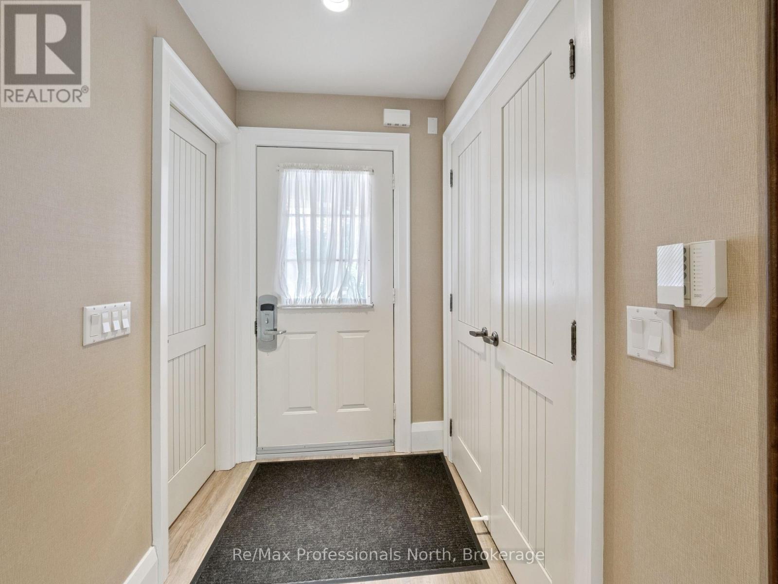 41r - 1209 Muskoka Beach Road, Gravenhurst, Ontario  P1P 1R1 - Photo 4 - X12454434