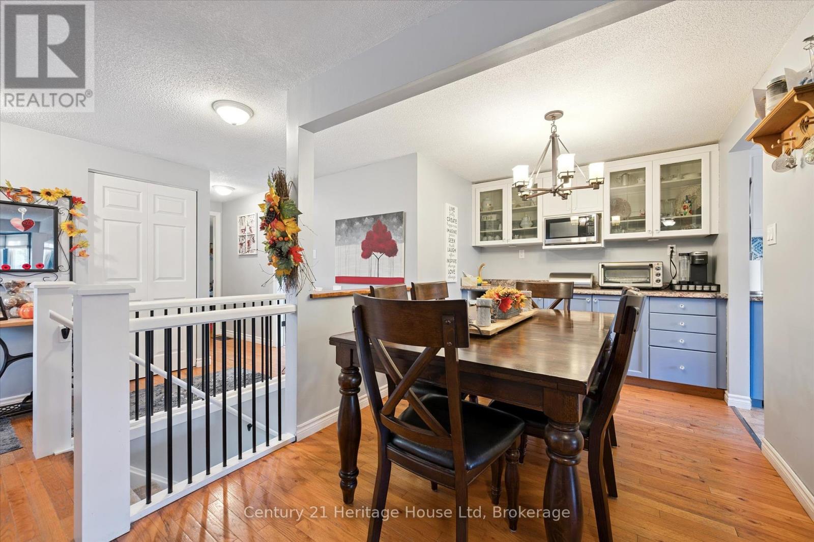 345 Stornoway Drive, Centre Wellington, Ontario  N1M 3K9 - Photo 18 - X12454438