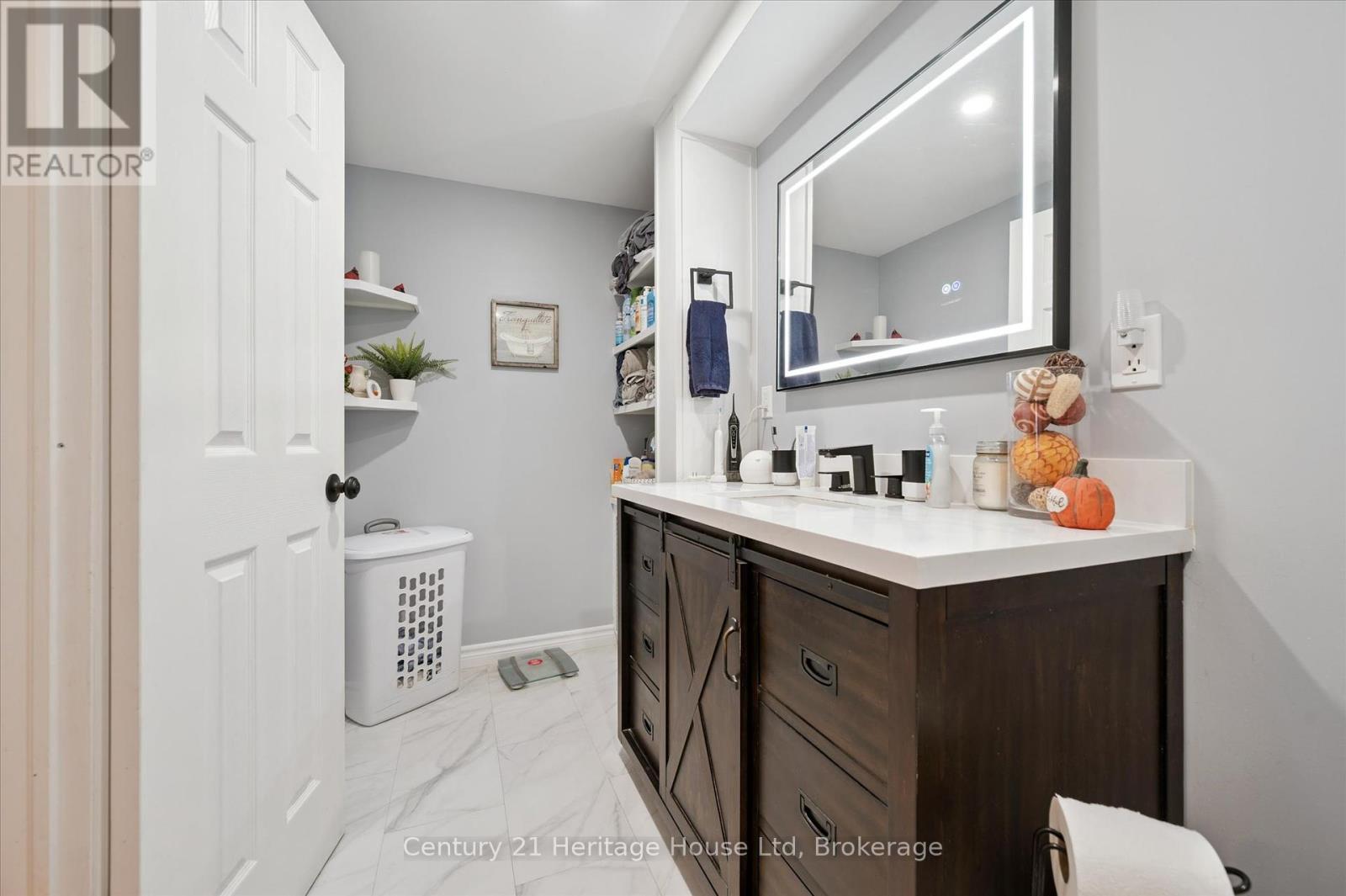 345 Stornoway Drive, Centre Wellington, Ontario  N1M 3K9 - Photo 21 - X12454438