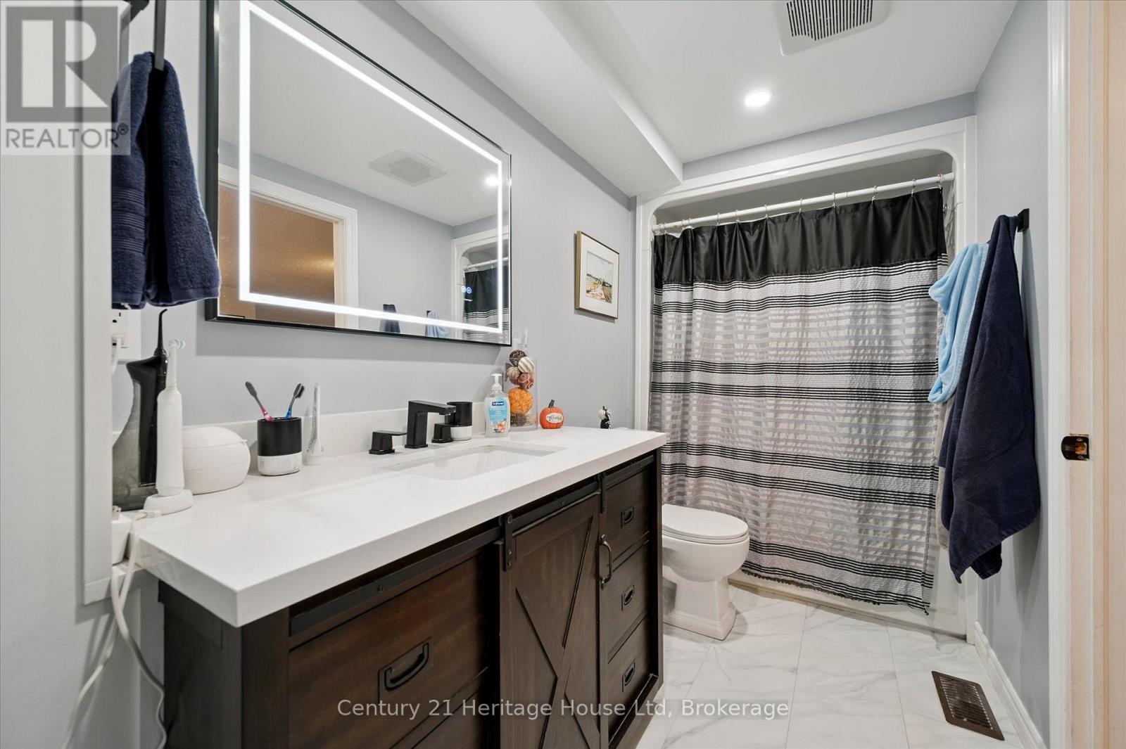345 Stornoway Drive, Centre Wellington, Ontario  N1M 3K9 - Photo 22 - X12454438