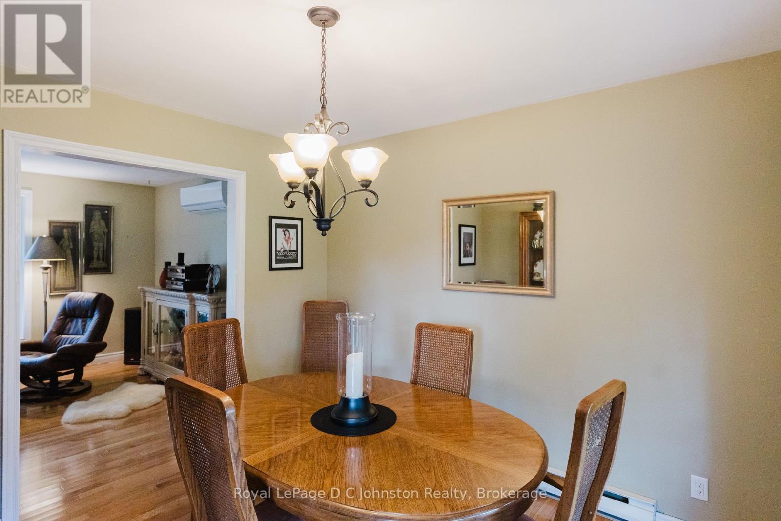 929 Wellington Street, Saugeen Shores, Ontario  N0H 2C3 - Photo 13 - X12454505