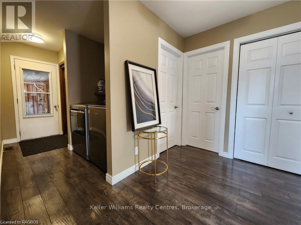 250 Tyendinaga Drive, Saugeen Shores, Ontario  N0H 2L0 - Photo 28 - X12454515