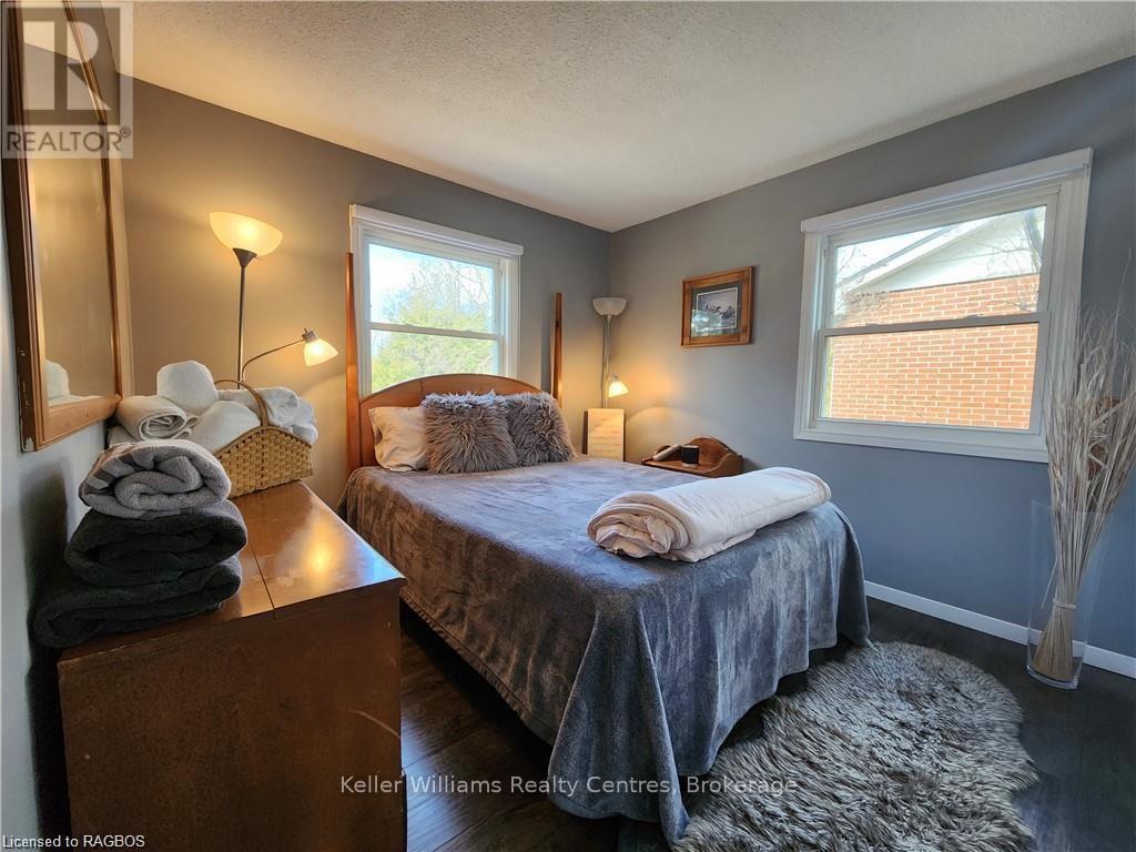 250 Tyendinaga Drive, Saugeen Shores, Ontario  N0H 2L0 - Photo 29 - X12454515