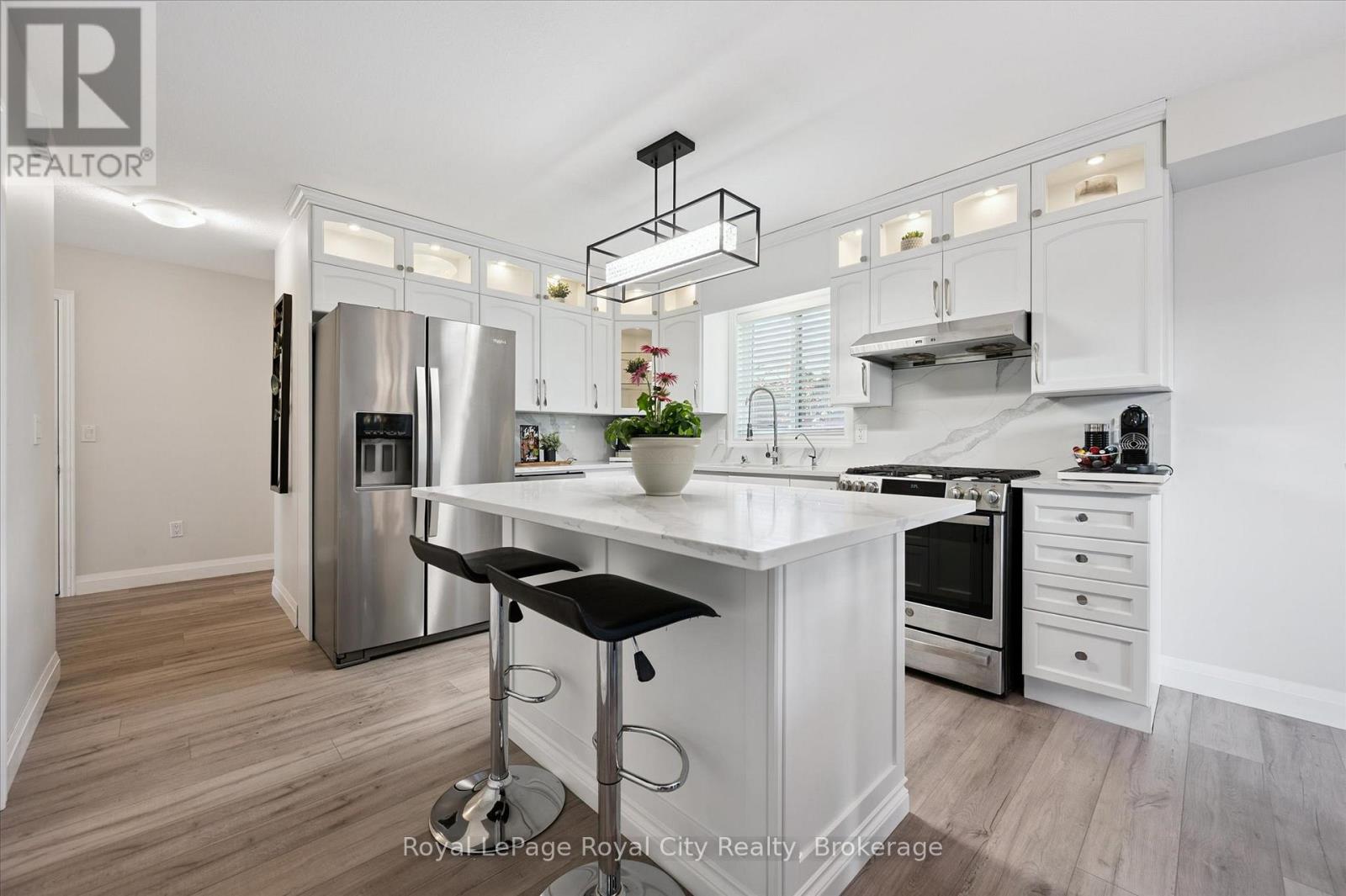 3 Pine Ridge Drive, Guelph, Ontario  N1L 1N6 - Photo 14 - X12454569