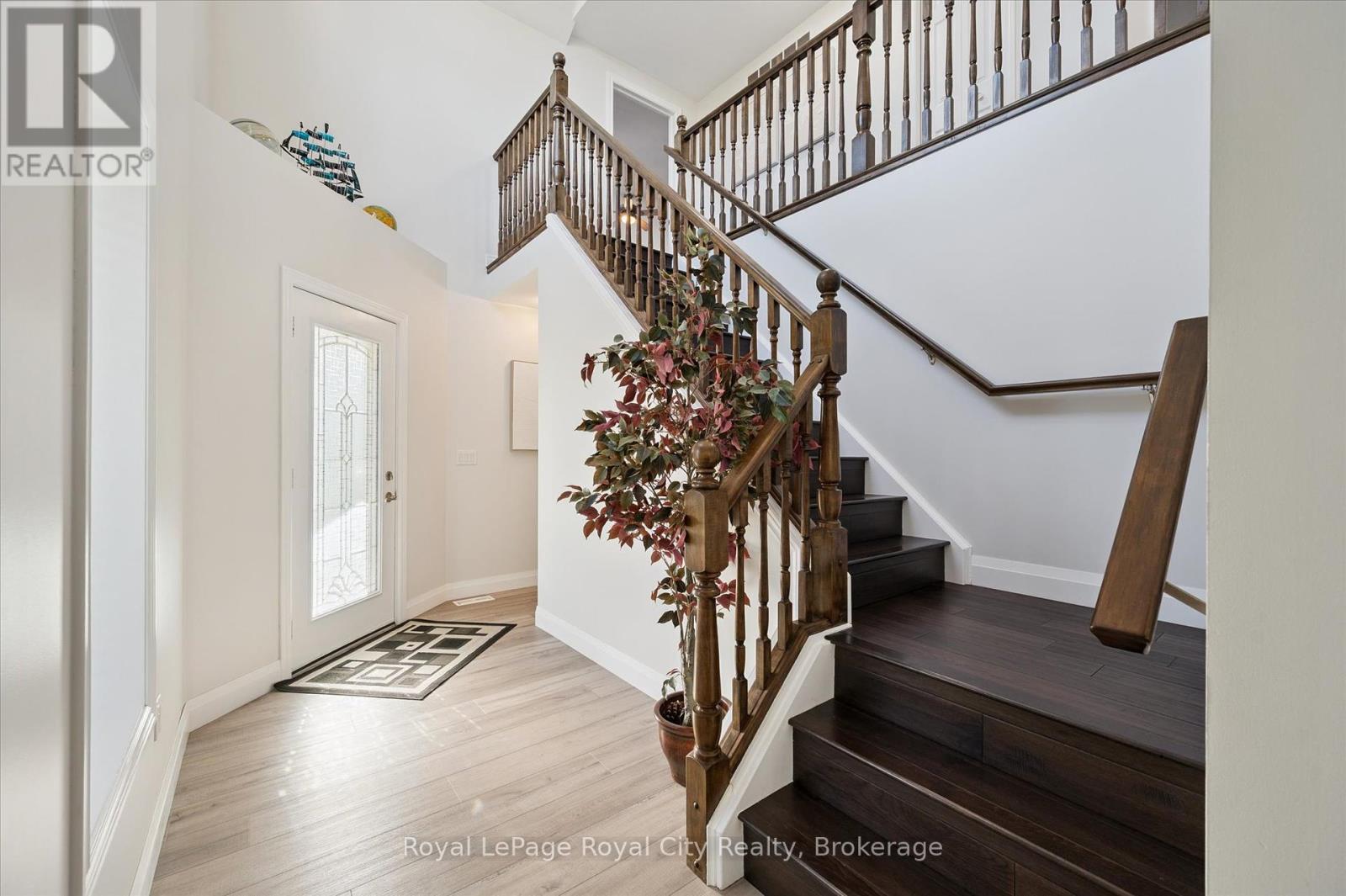 3 Pine Ridge Drive, Guelph, Ontario  N1L 1N6 - Photo 20 - X12454569