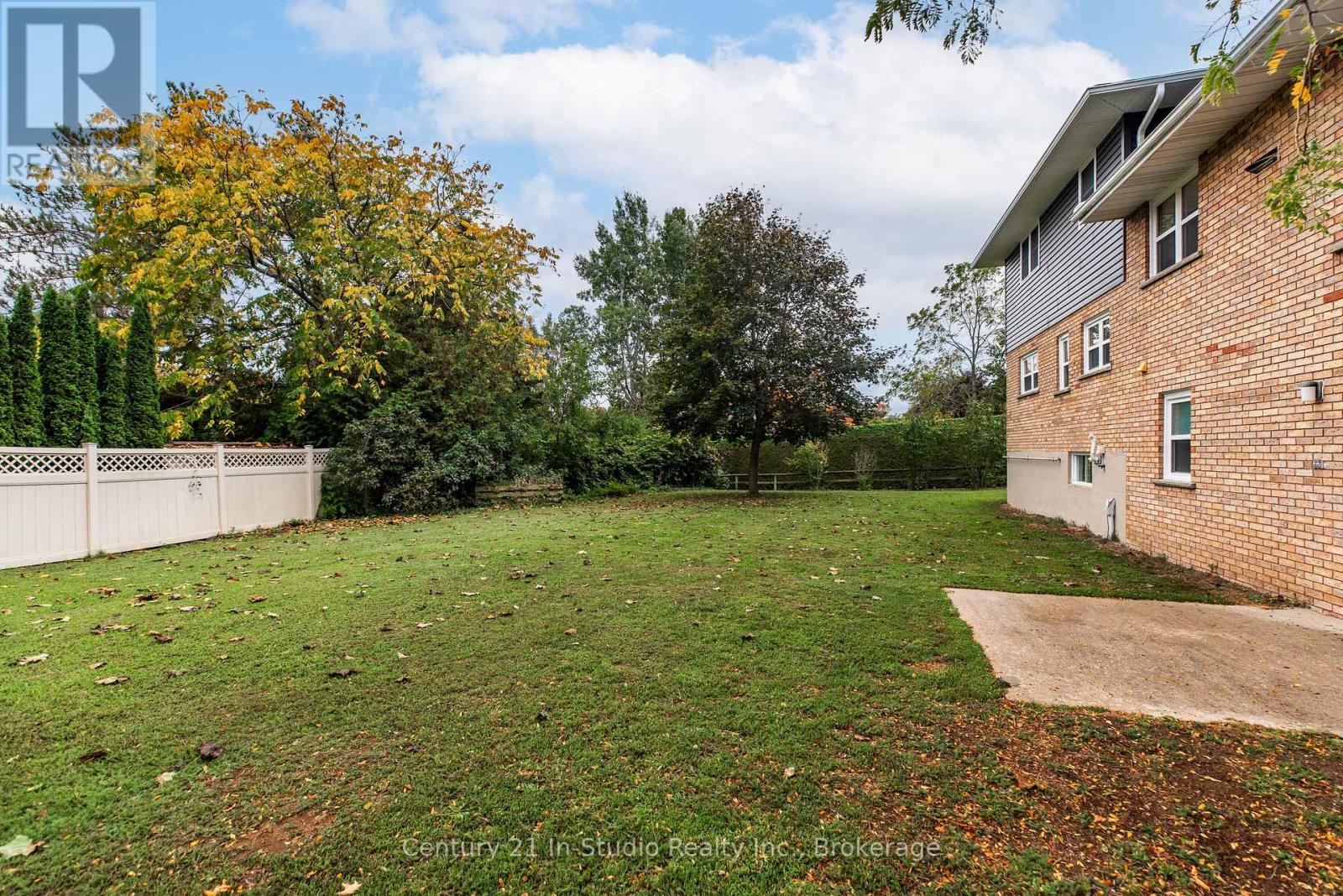 887 Nodwell Court, Saugeen Shores, Ontario  N0H 2C4 - Photo 6 - X12454585