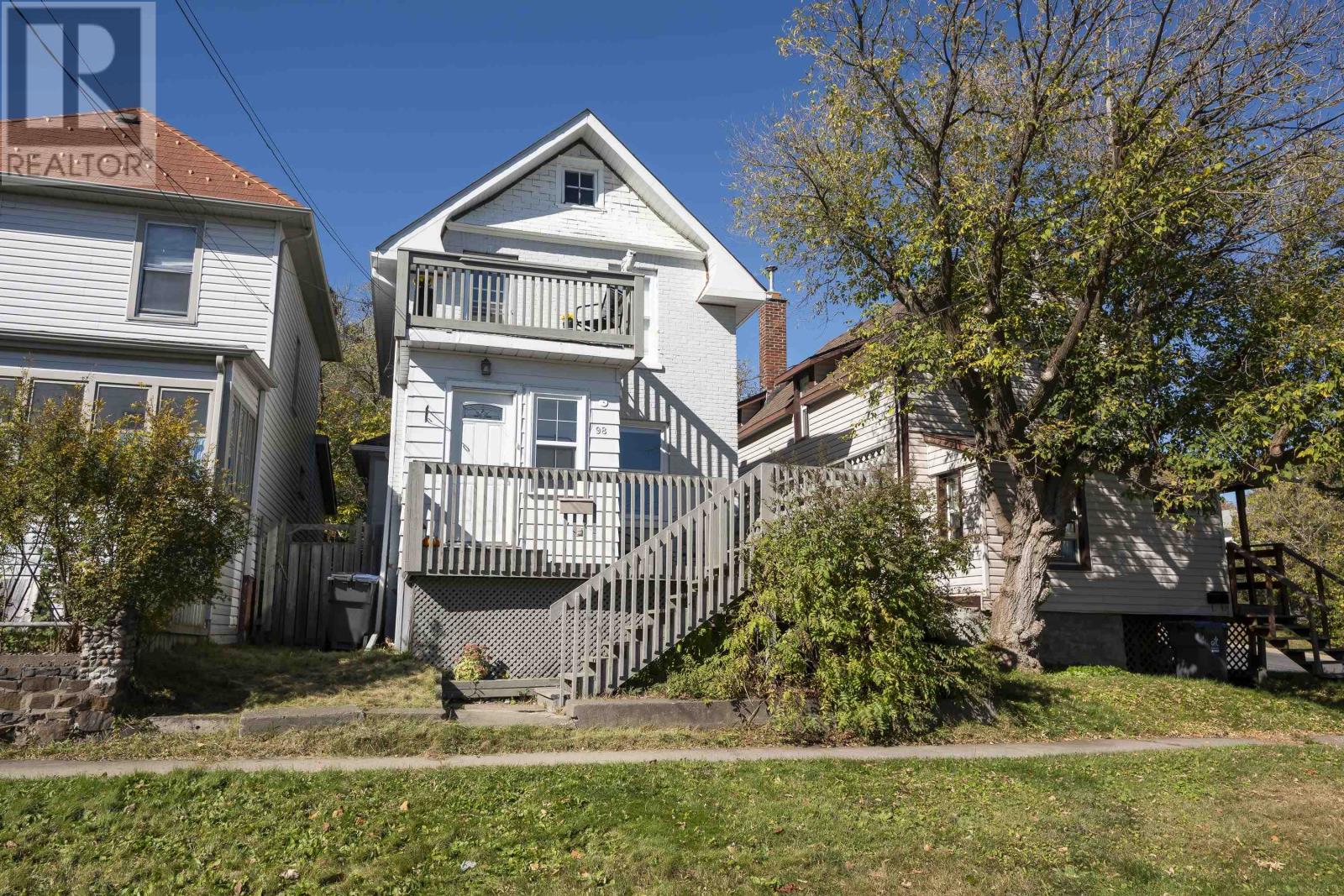 98 Jean St., Thunder Bay, Ontario