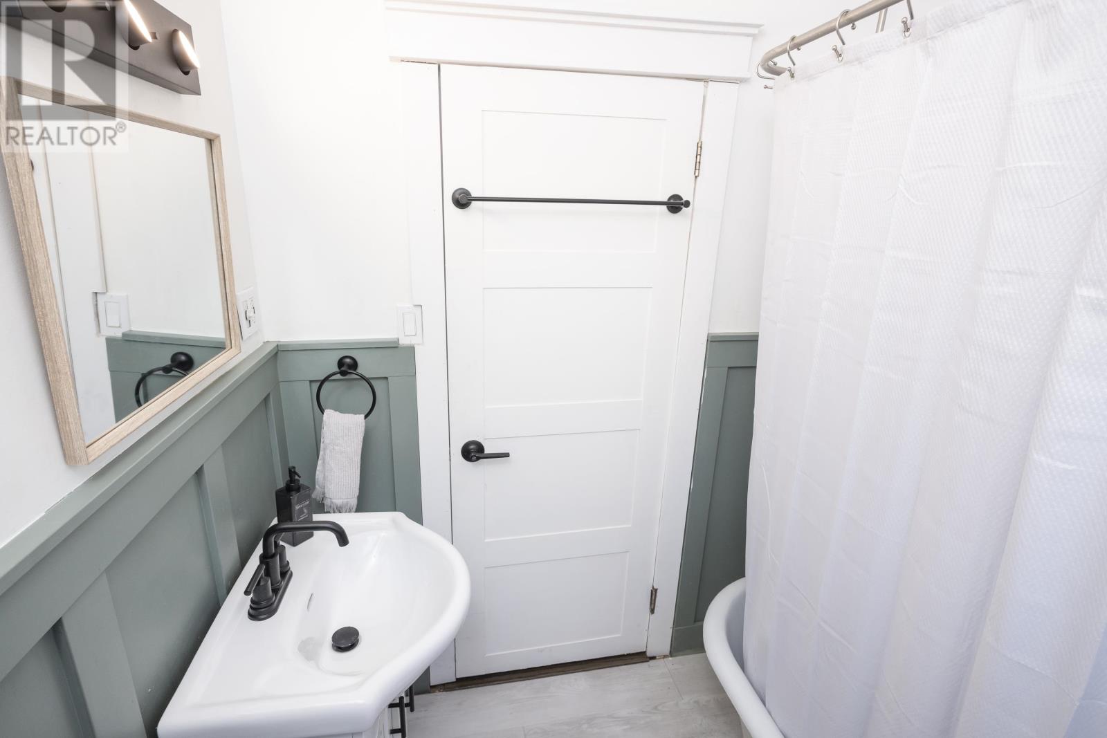 98 Jean St., Thunder Bay, Ontario  P7A 5E9 - Photo 42 - TB253188