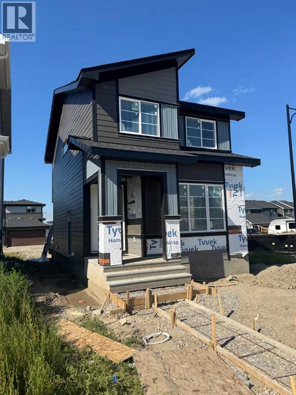 220 Waterford Heath, Chestermere, Alberta  T1X 2Z7 - Photo 4 - A2244606