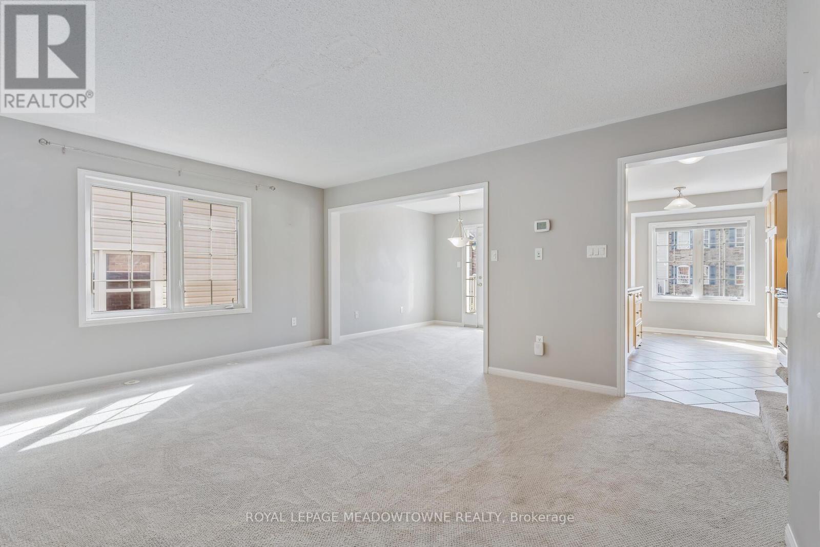 629 Frank Place, Milton, Ontario  L9T 0R1 - Photo 10 - W12454381