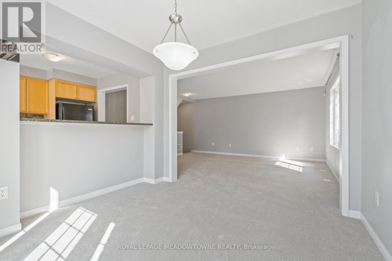 629 Frank Place, Milton, Ontario  L9T 0R1 - Photo 17 - W12454381