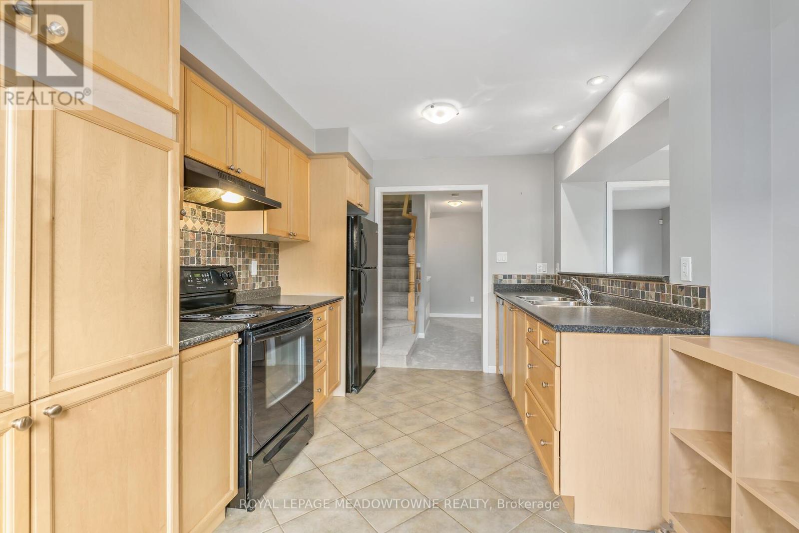 629 Frank Place, Milton, Ontario  L9T 0R1 - Photo 22 - W12454381