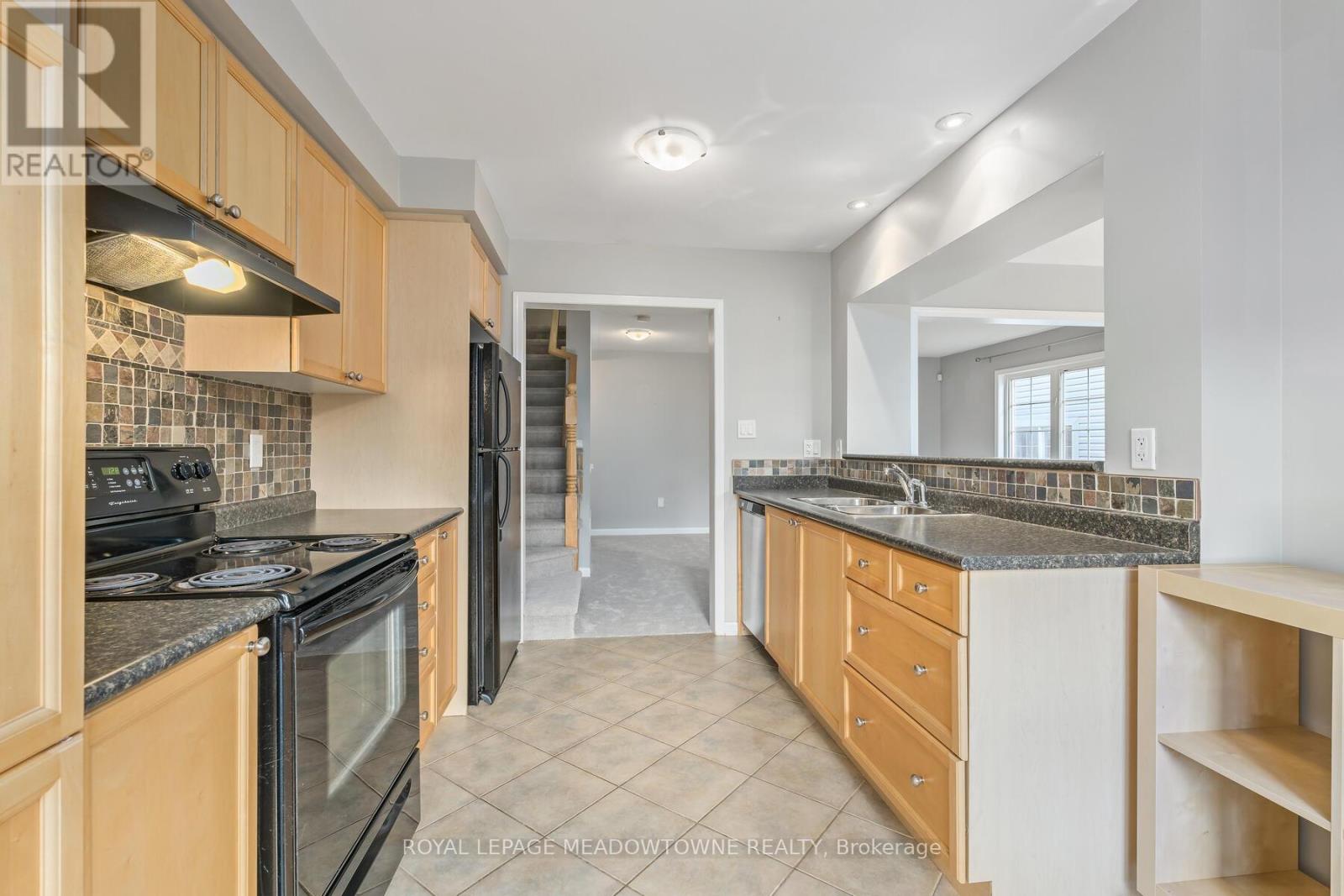 629 Frank Place, Milton, Ontario  L9T 0R1 - Photo 23 - W12454381