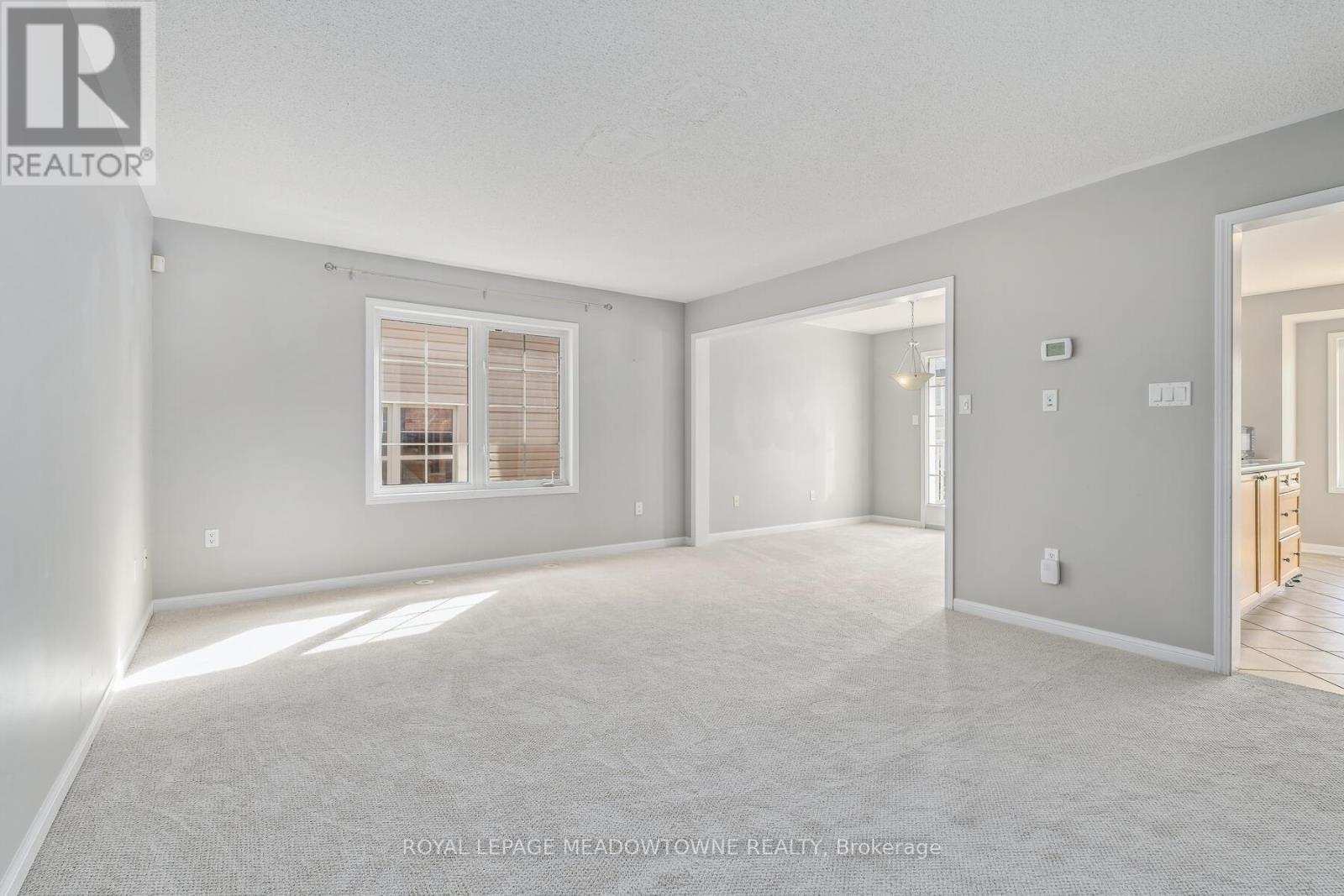 629 Frank Place, Milton, Ontario  L9T 0R1 - Photo 9 - W12454381