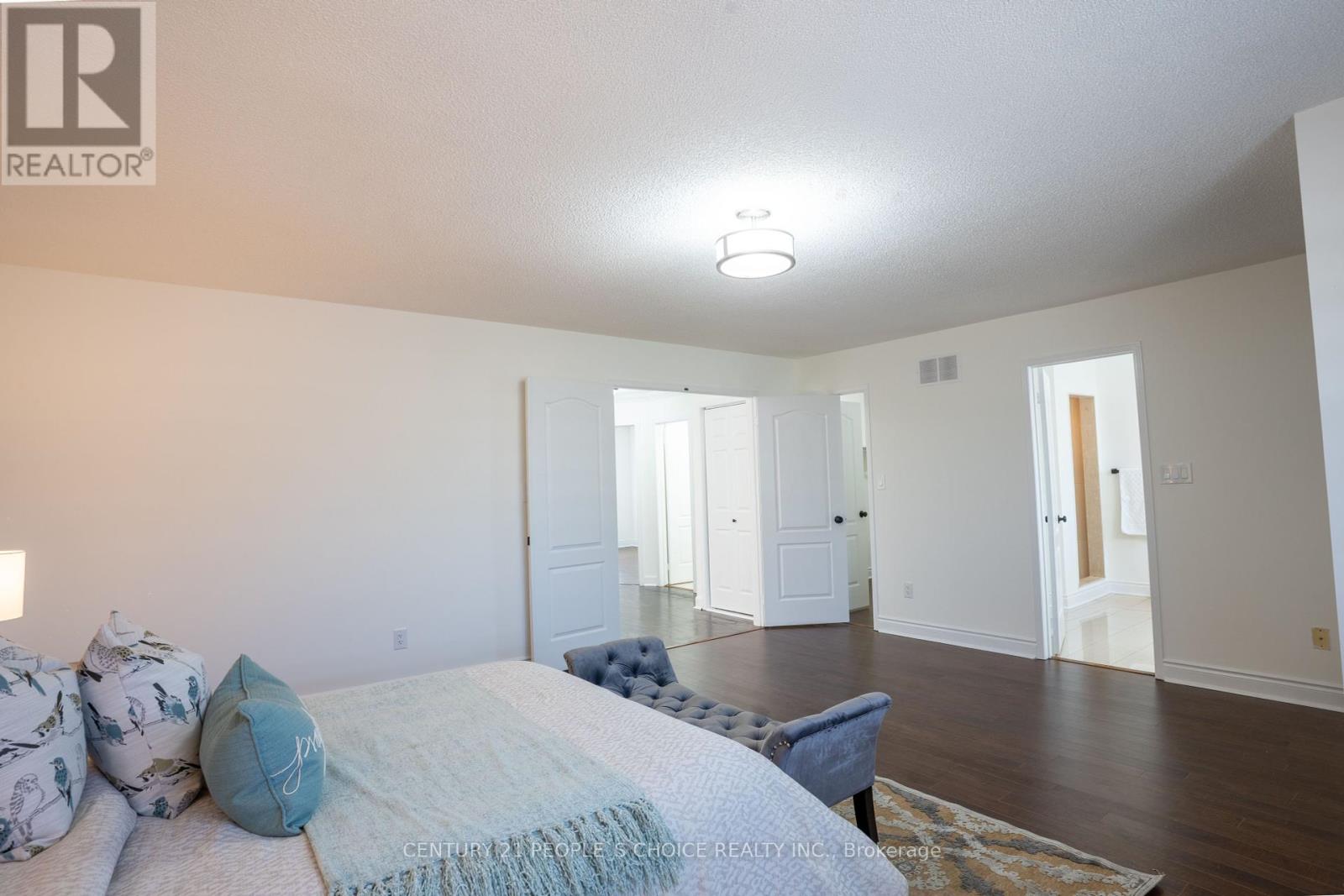 111 Brisdale Drive, Brampton, Ontario  L7A 2H2 - Photo 25 - W12454383