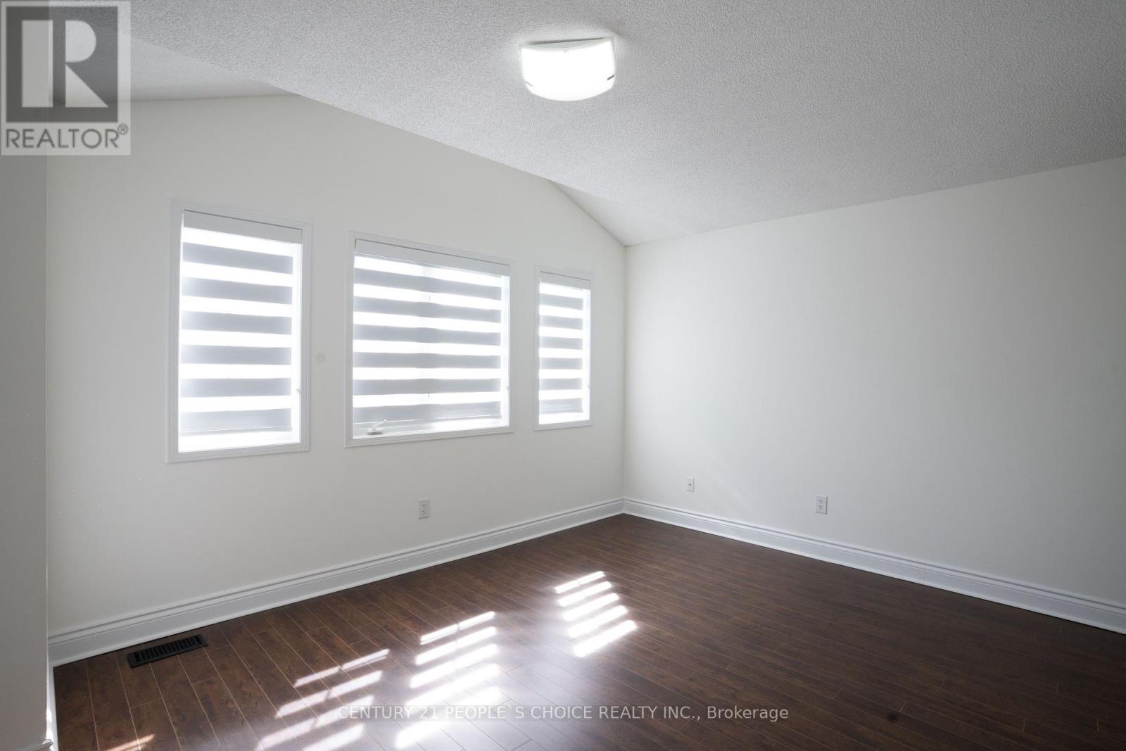 111 Brisdale Drive, Brampton, Ontario  L7A 2H2 - Photo 35 - W12454383