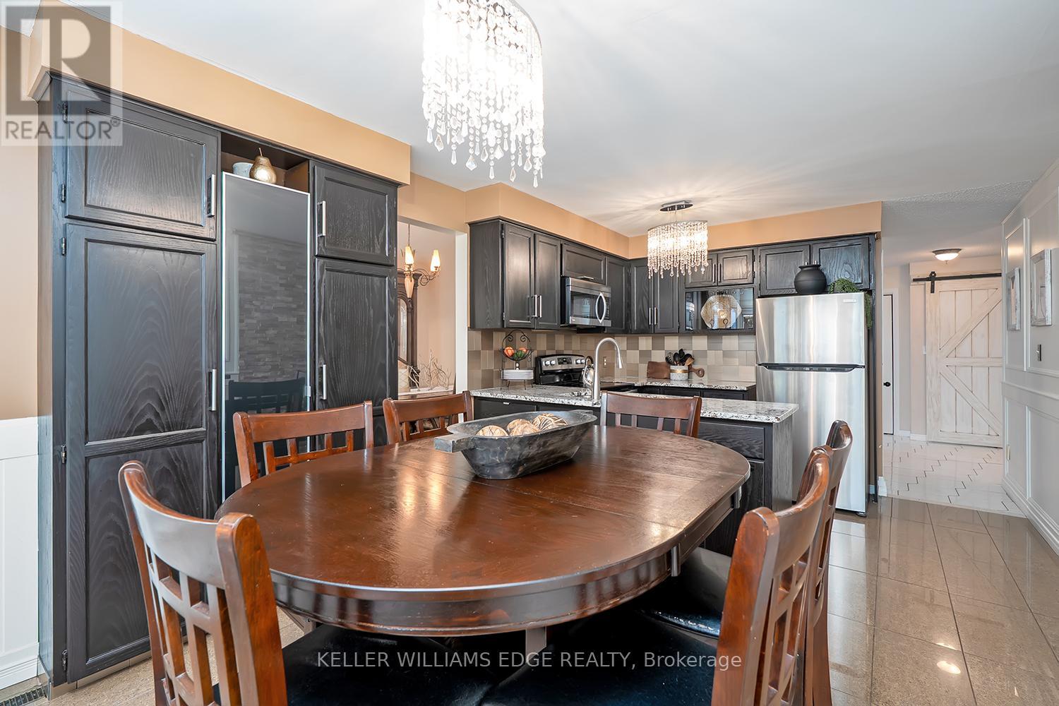 2264 Heidi Avenue, Burlington, Ontario  L7M 3W4 - Photo 16 - W12454392