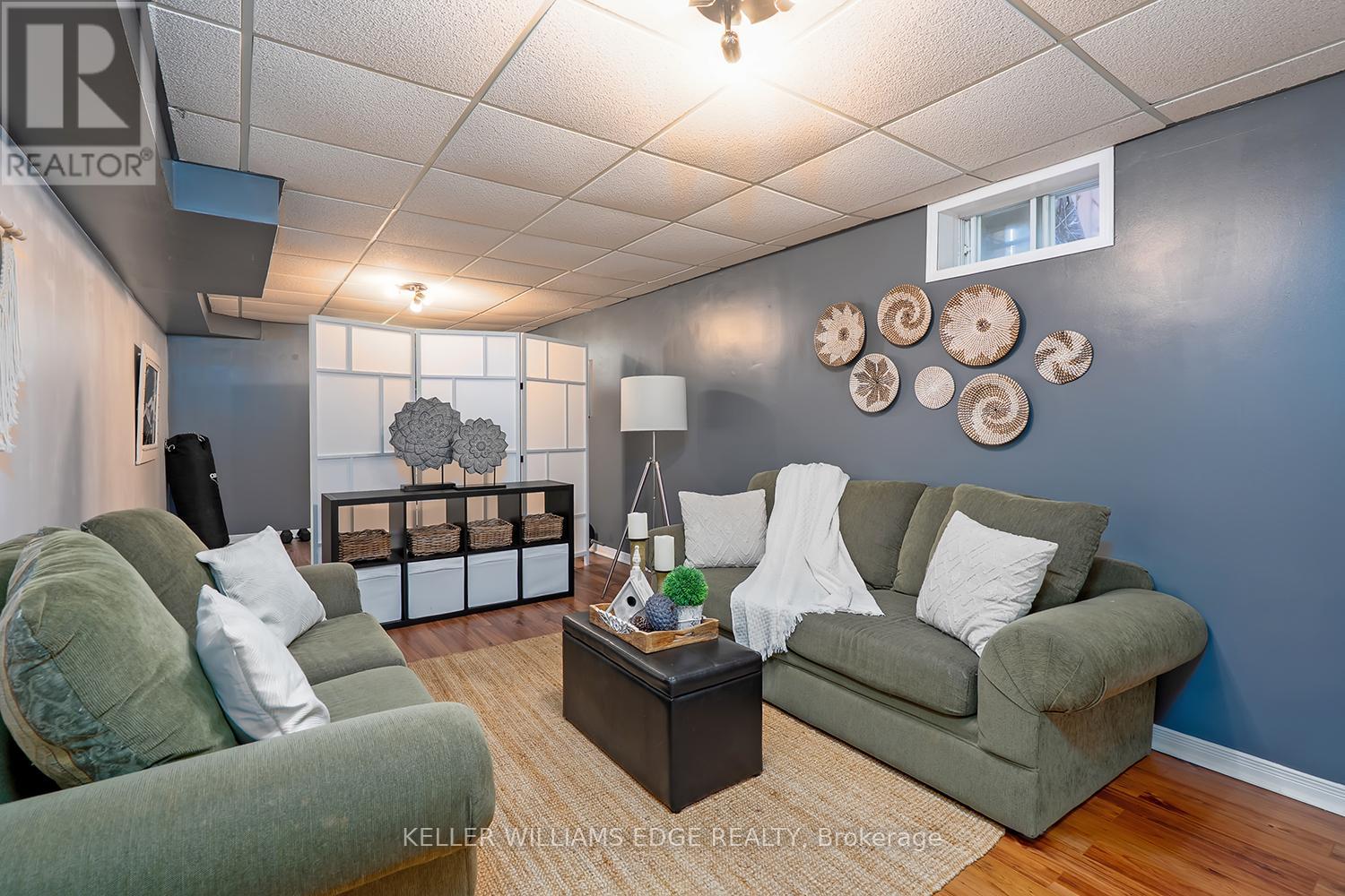 2264 Heidi Avenue, Burlington, Ontario  L7M 3W4 - Photo 32 - W12454392