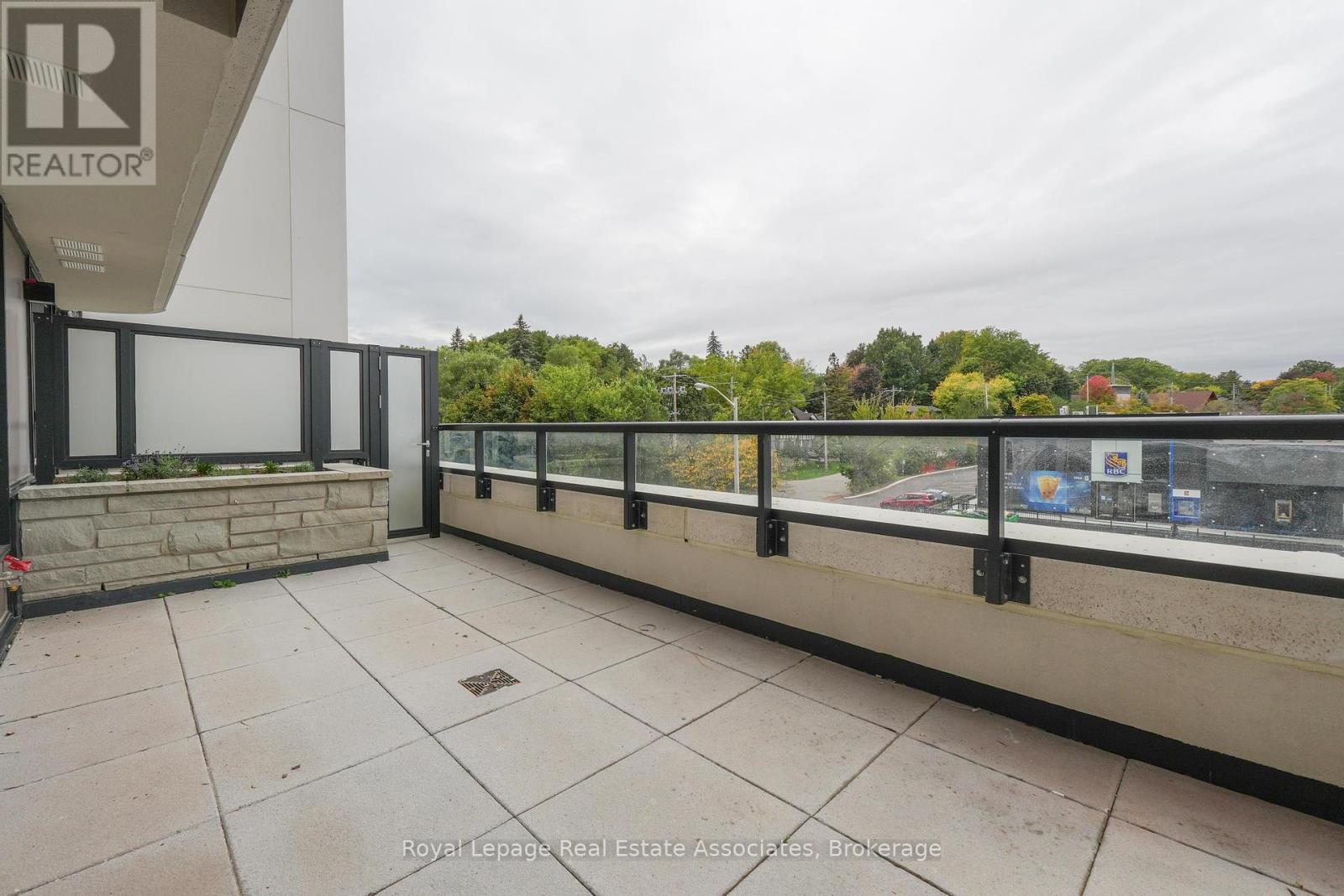 214 - 259 The Kingsway, Toronto, Ontario  M9A 0G2 - Photo 10 - W12454409