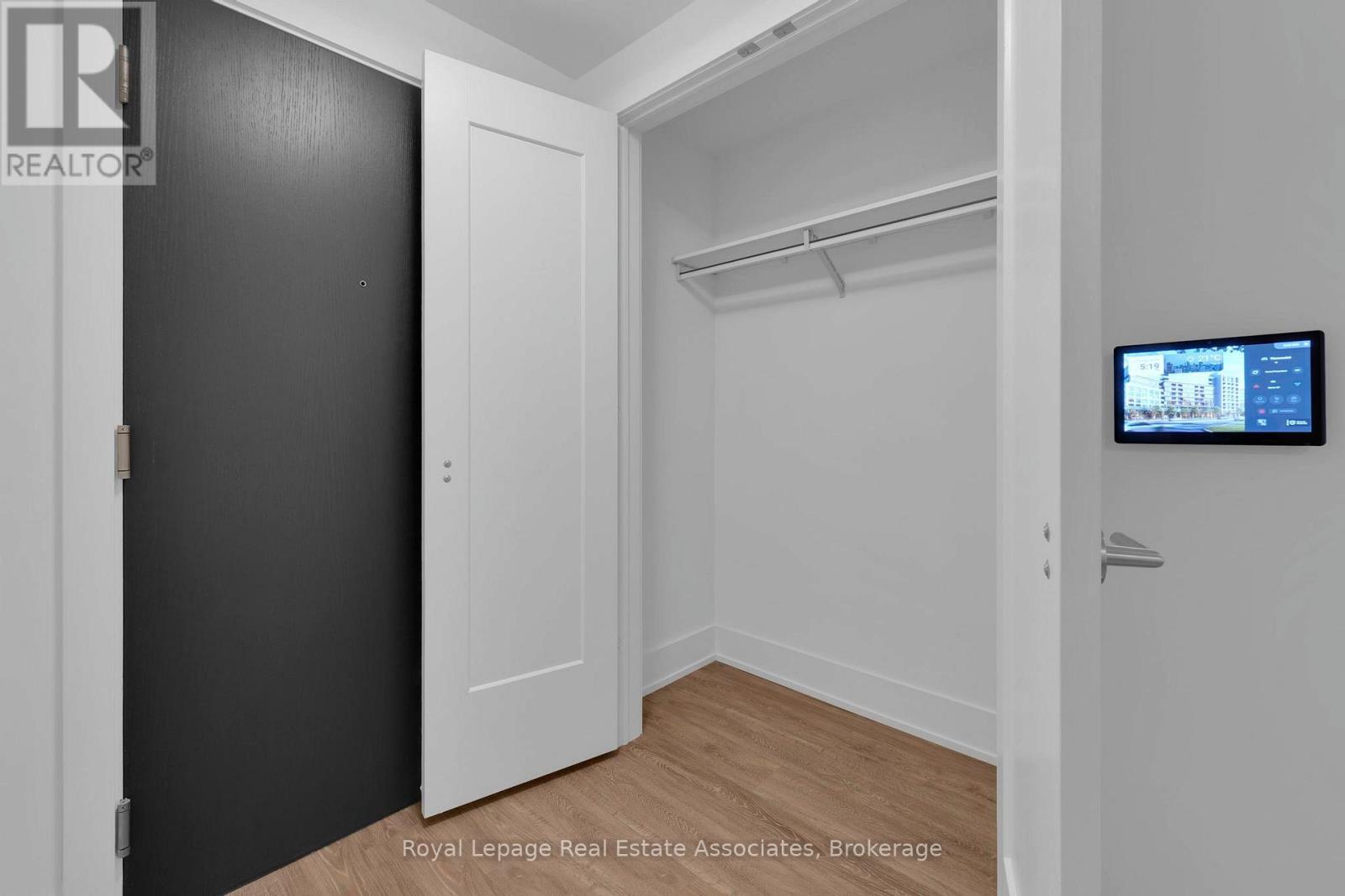 303 - 259 The Kingsway, Toronto, Ontario  M9A 0G2 - Photo 21 - W12454414
