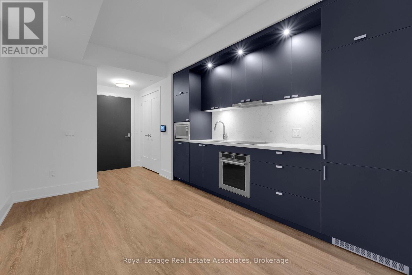303 - 259 The Kingsway, Toronto, Ontario  M9A 0G2 - Photo 22 - W12454414