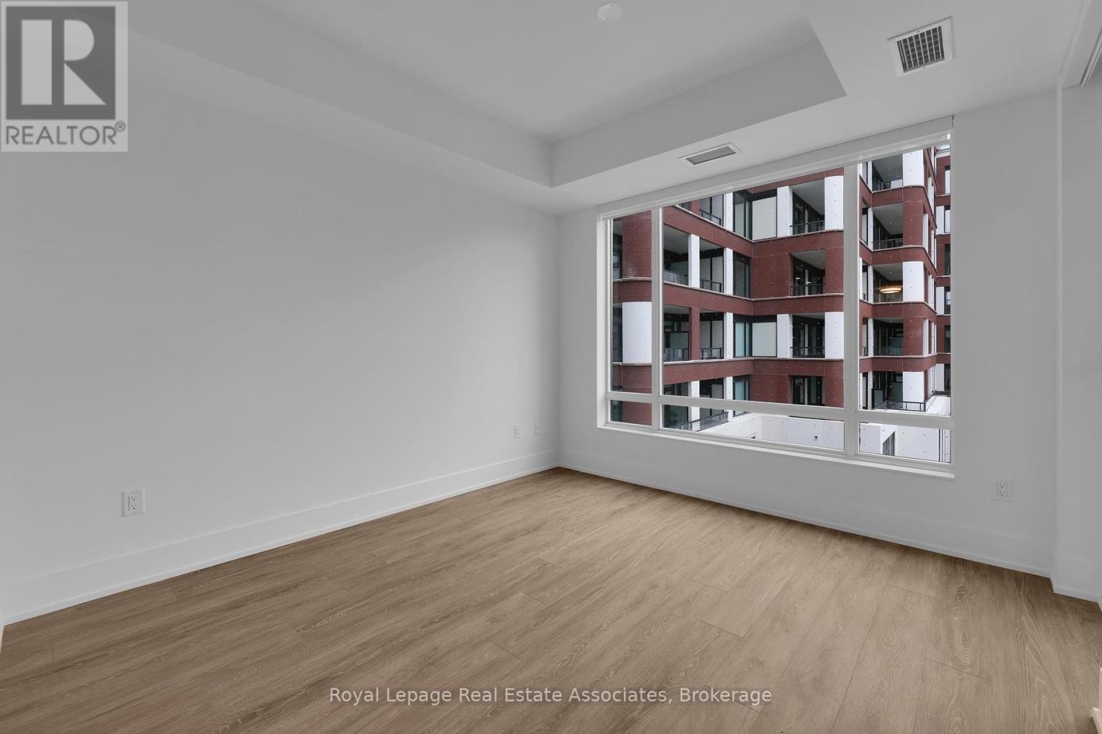 303 - 259 The Kingsway, Toronto, Ontario  M9A 0G2 - Photo 7 - W12454414