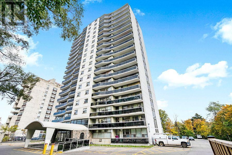 1002 - 30 Speers Road, Oakville, Ontario  M8Y 1W9 - Photo 2 - W12454420