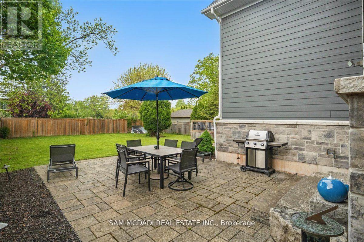 2163 Deyncourt Drive, Burlington, Ontario  L7R 1W2 - Photo 39 - W12454422