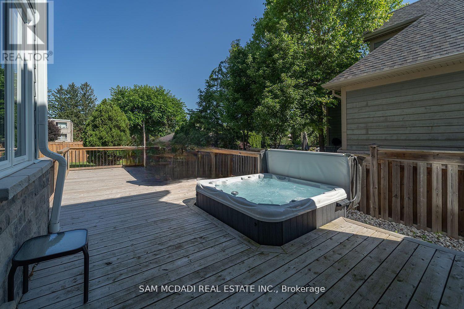 2163 Deyncourt Drive, Burlington, Ontario  L7R 1W2 - Photo 40 - W12454422