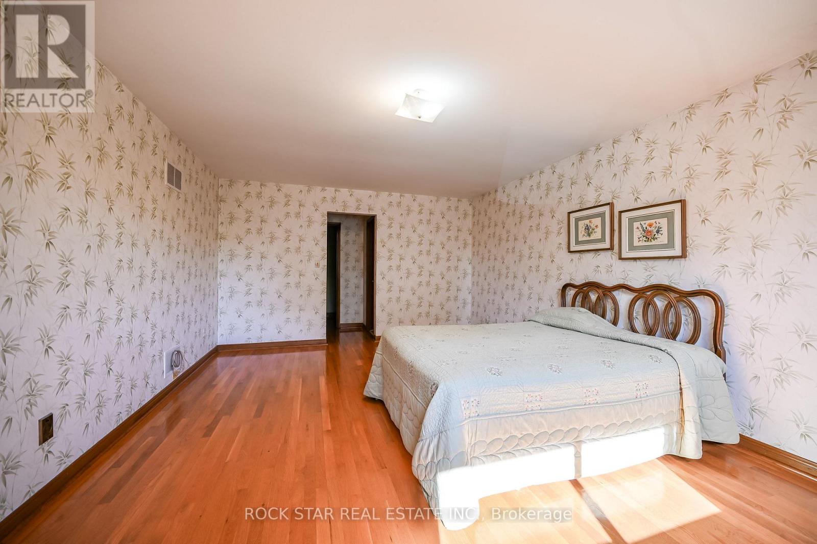 321 Creelman Road, Mississauga, Ontario  L5A 4A6 - Photo 19 - W12454427