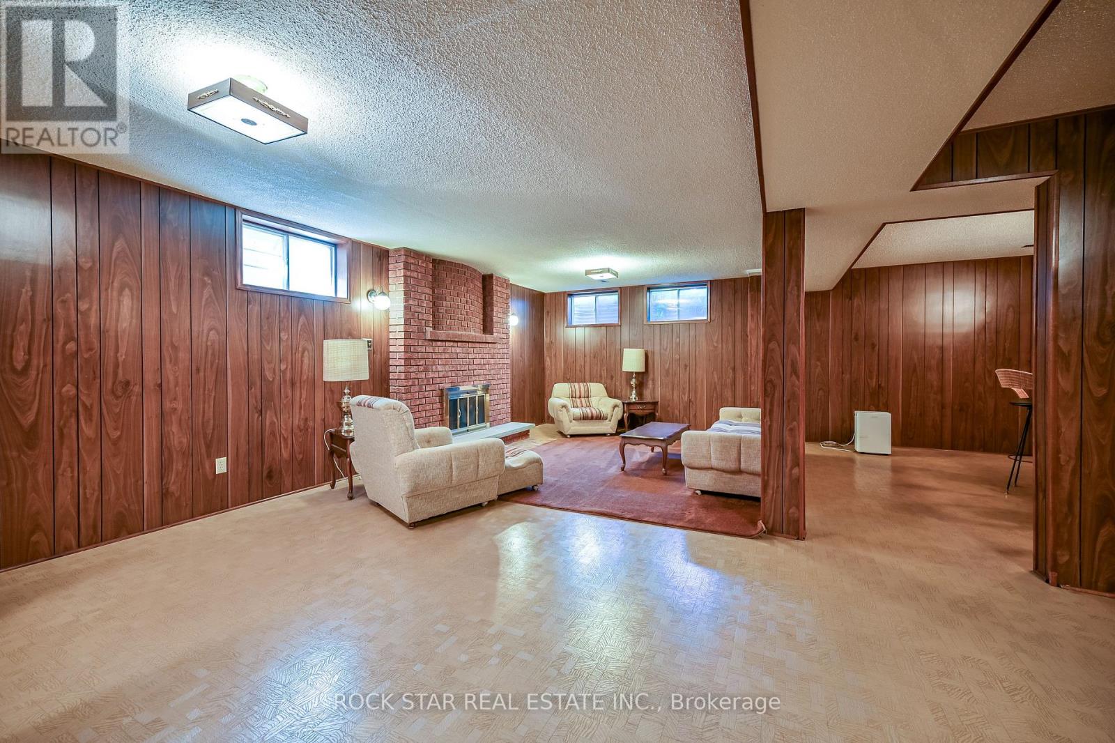 321 Creelman Road, Mississauga, Ontario  L5A 4A6 - Photo 32 - W12454427