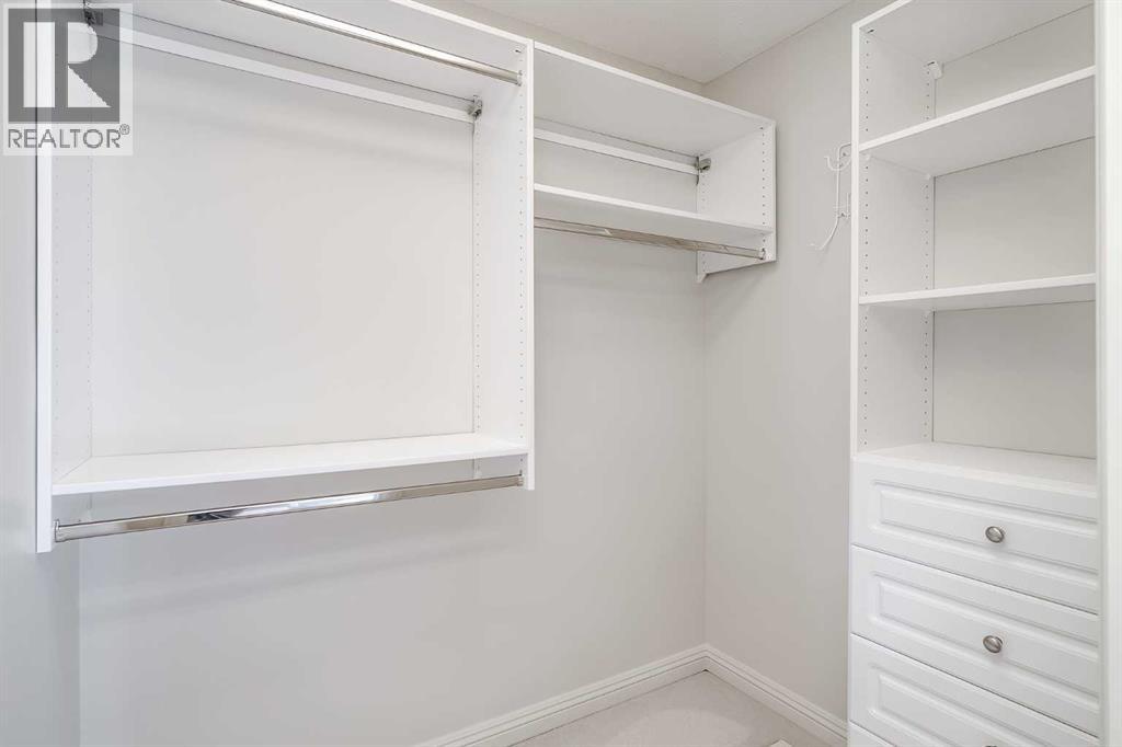 196 Everwillow Park Sw, Calgary, Alberta  T2Y 5E1 - Photo 24 - A2259544