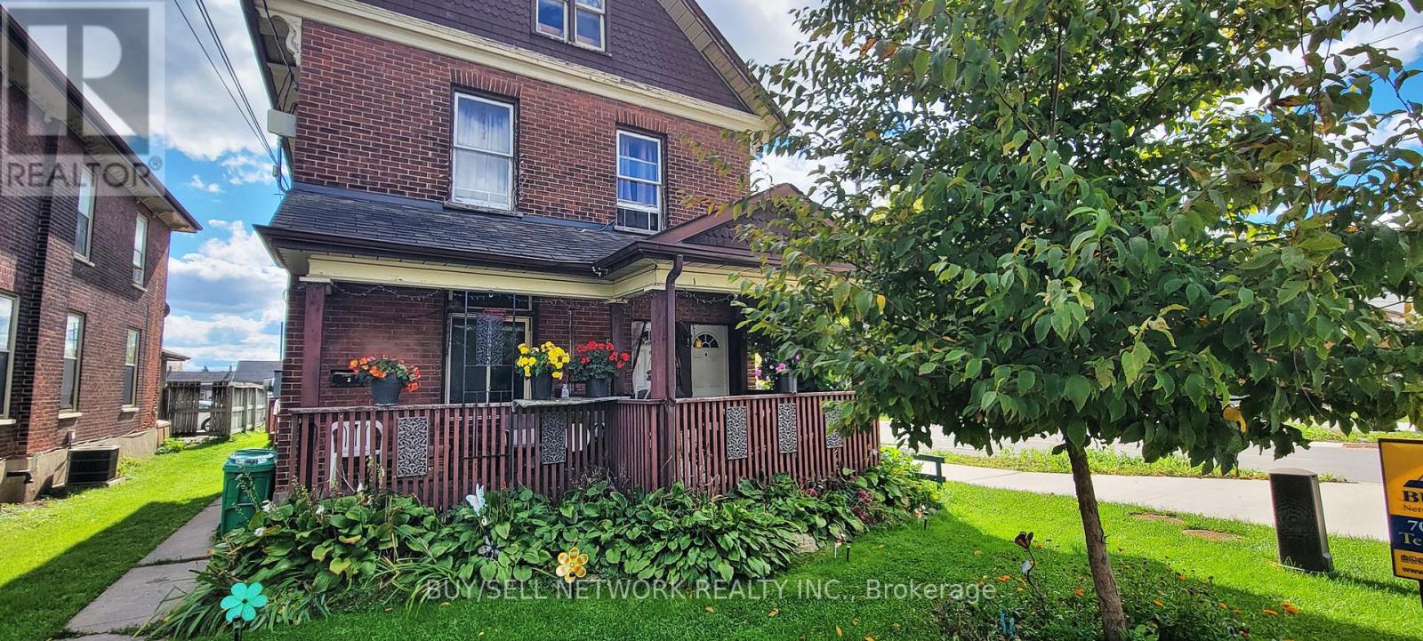 257 Dalhousie Street, Peterborough, Ontario  K9J 2M3 - Photo 3 - X12454570