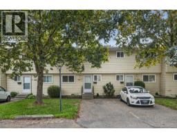 1153 Bernard Avenue Unit# 9, kelowna, British Columbia