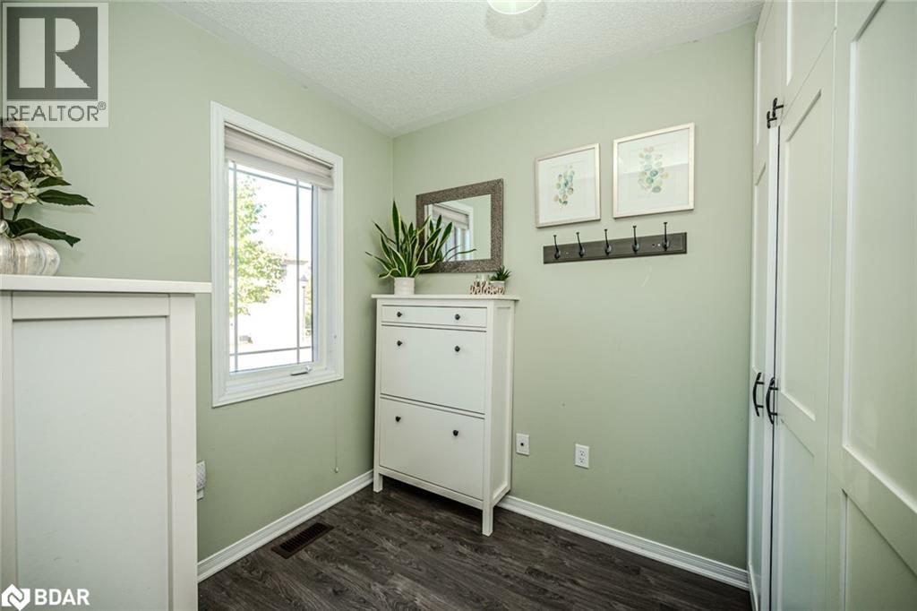 175 Stanley Street Unit# 47, Barrie, Ontario  L4M 0G2 - Photo 2 - 40777962