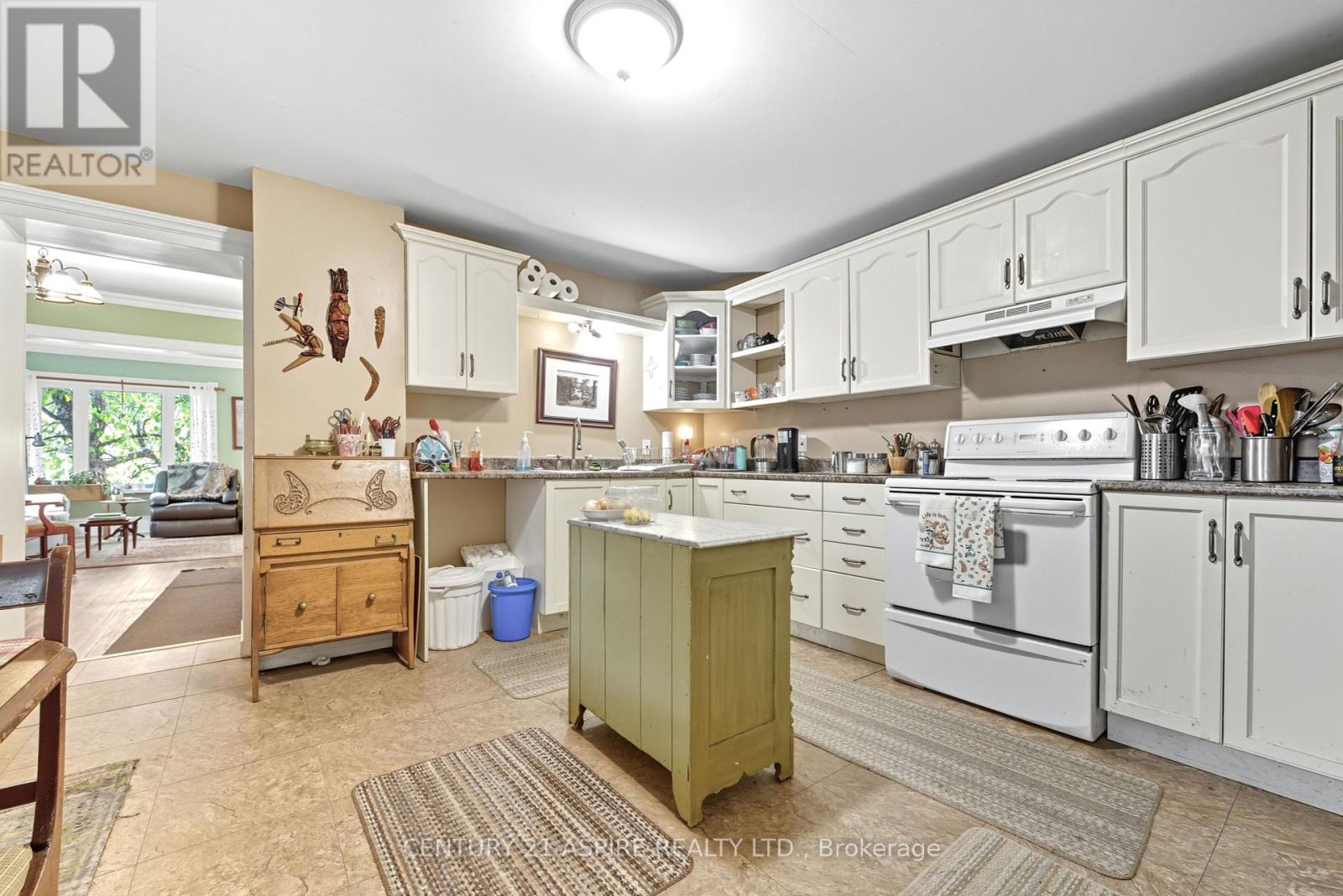 535 Mcgee Street, Pembroke, Ontario  K8A 6E3 - Photo 13 - X12454589