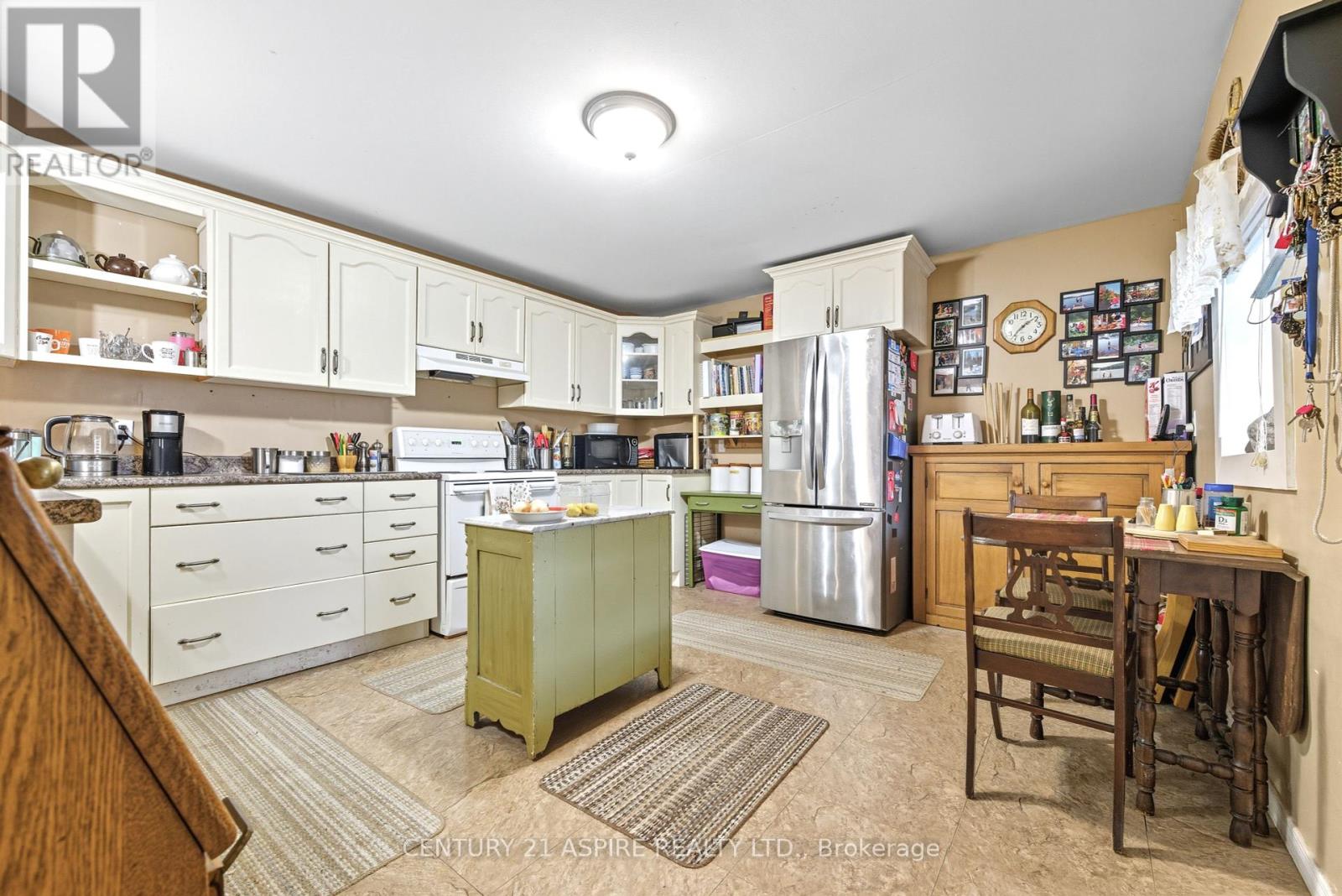 535 Mcgee Street, Pembroke, Ontario  K8A 6E3 - Photo 14 - X12454589
