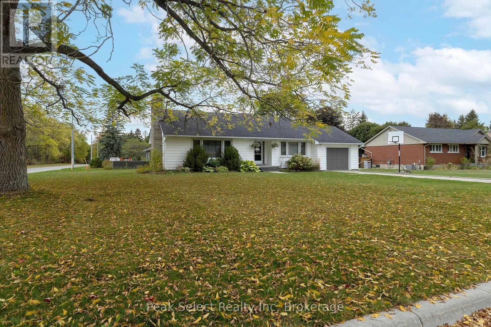 72 Carrall Street, St. Marys, Ontario  N4X 1C8 - Photo 3 - X12454441