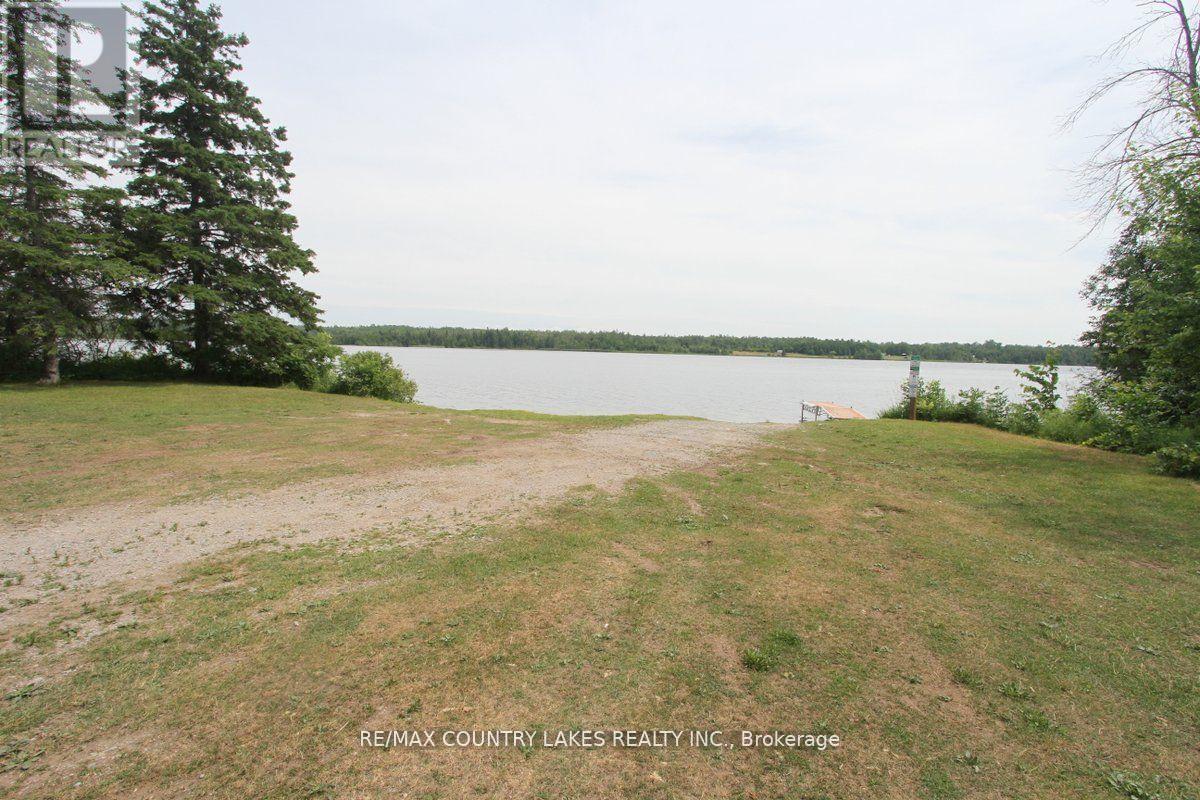 262 Mcguire Beach Road, Kawartha Lakes, Ontario  K0M 2B0 - Photo 29 - X12454391