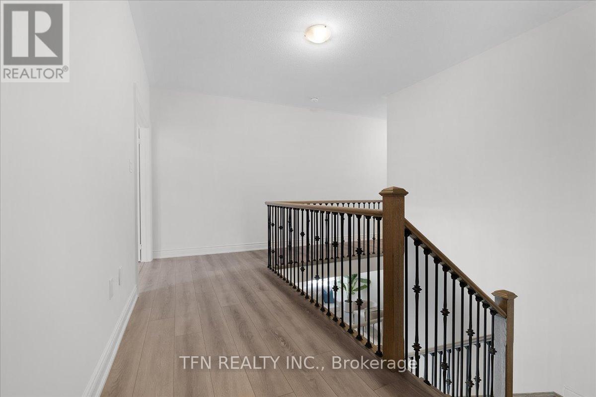 134 Granite Ridge Trail, Hamilton, Ontario  L0R 2H7 - Photo 22 - X12454404