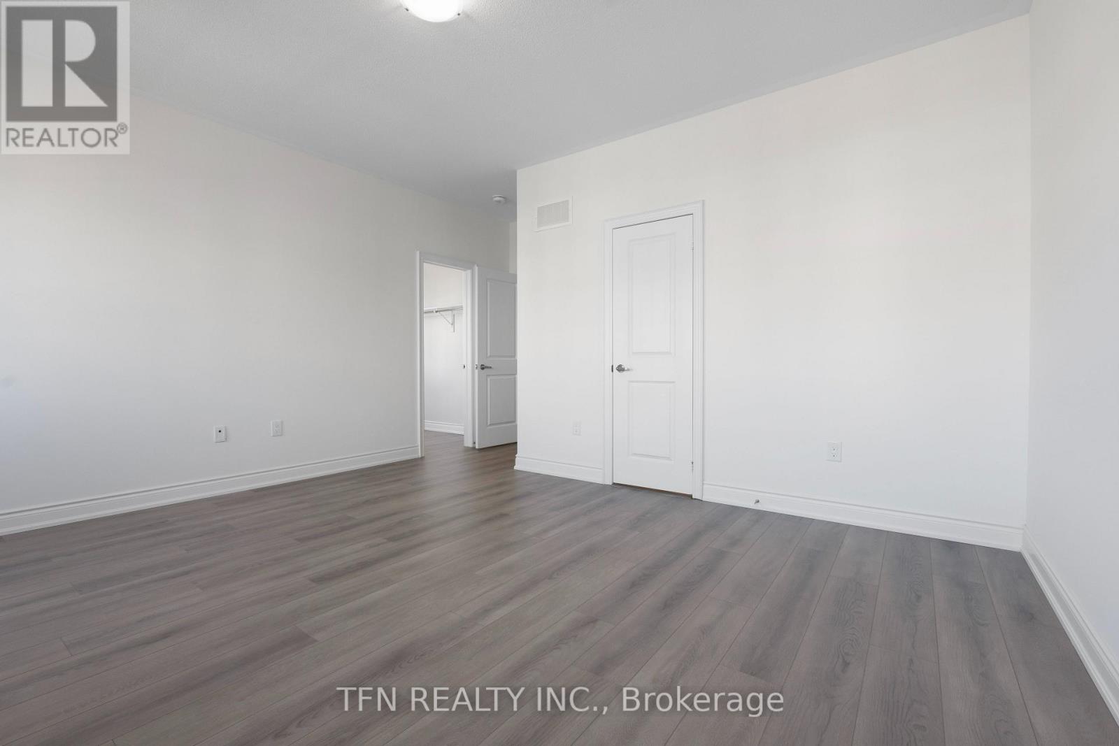 134 Granite Ridge Trail, Hamilton, Ontario  L0R 2H7 - Photo 34 - X12454404