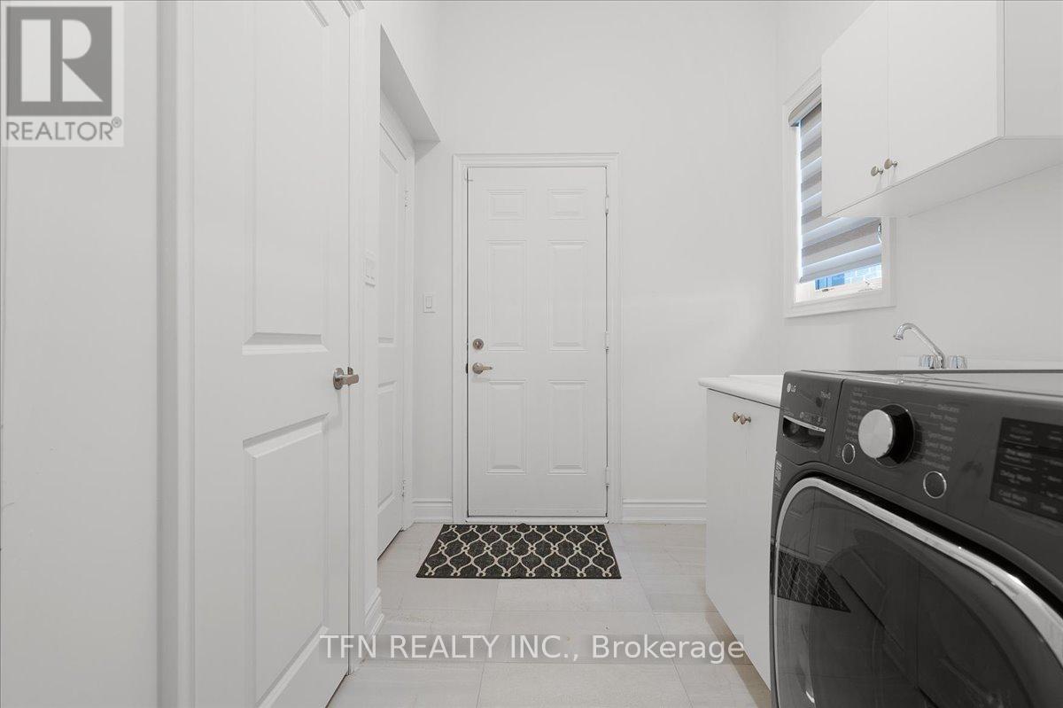 134 Granite Ridge Trail, Hamilton, Ontario  L0R 2H7 - Photo 44 - X12454404