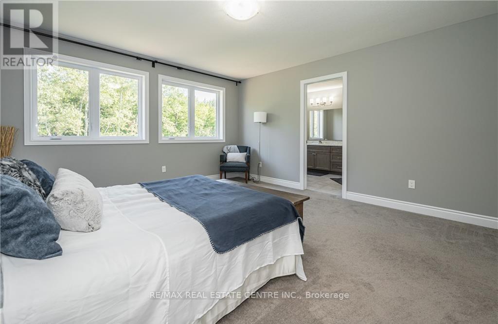 Upper - 152 Dallan Drive, Guelph, Ontario  N1L 0N2 - Photo 14 - X12454408